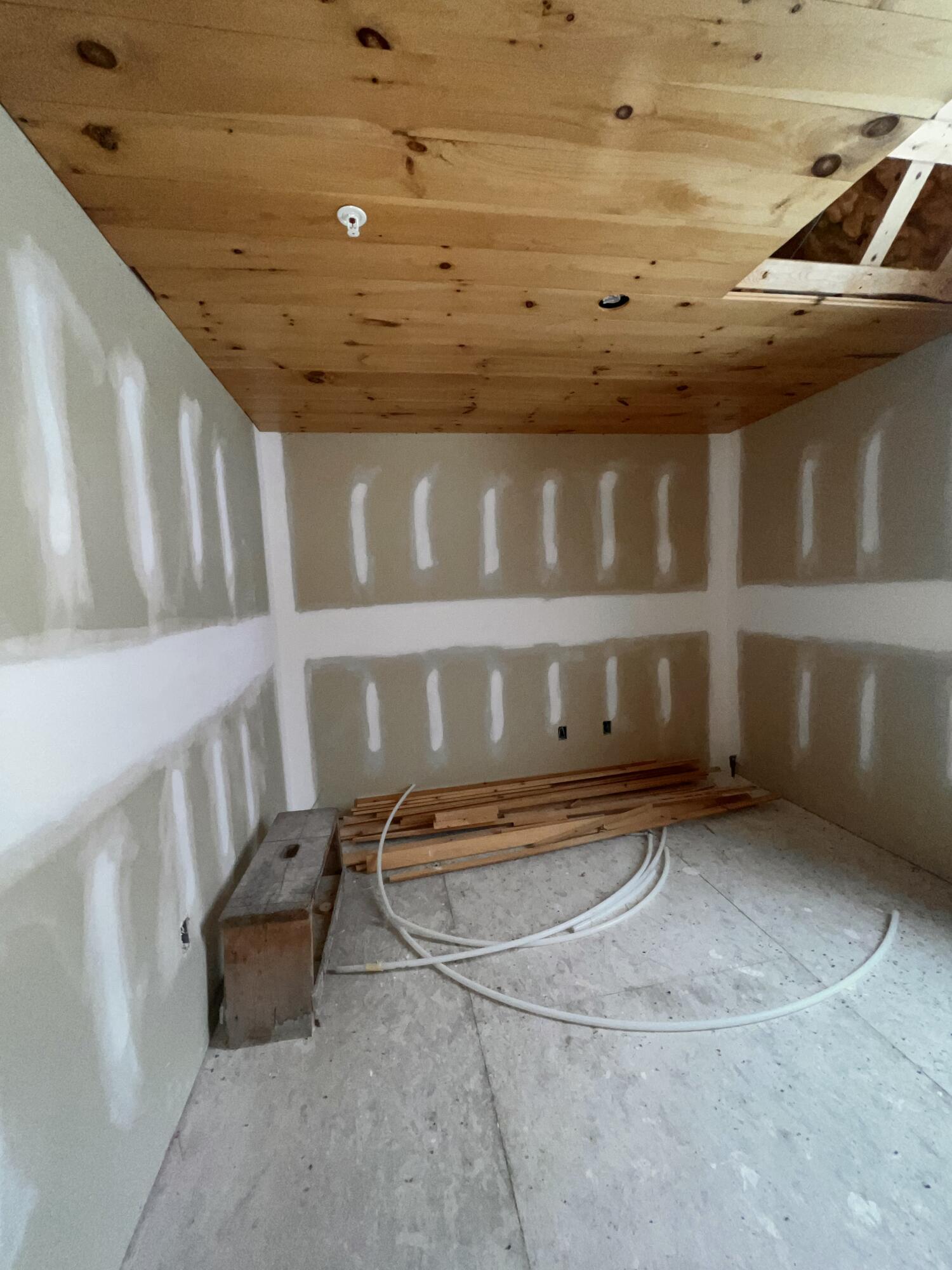 19-3 South Branch Way UNIT 36, Sandy River Plt, ME, 04970