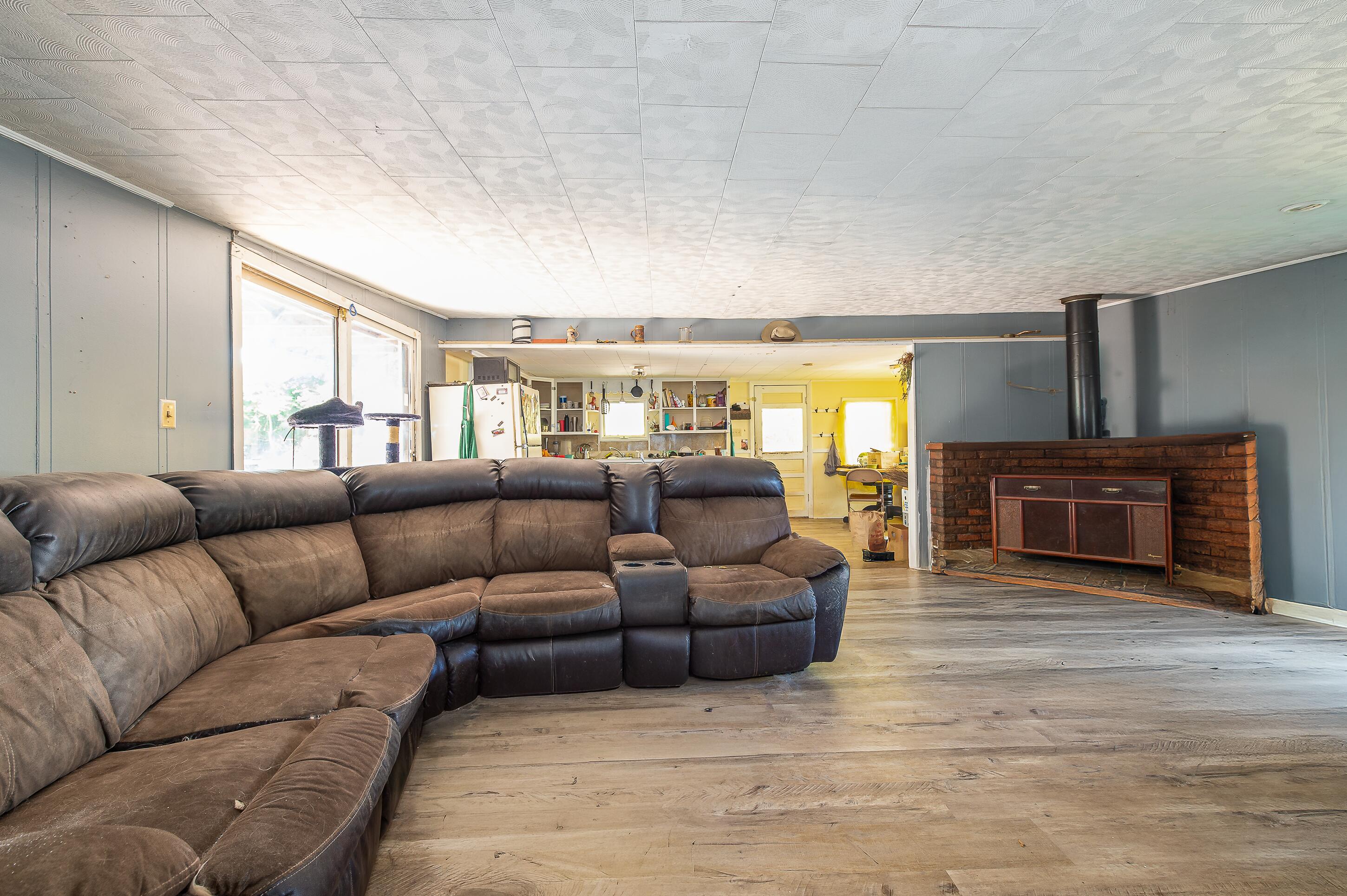 23 Osgood Avenue, Mexico, ME, 04257