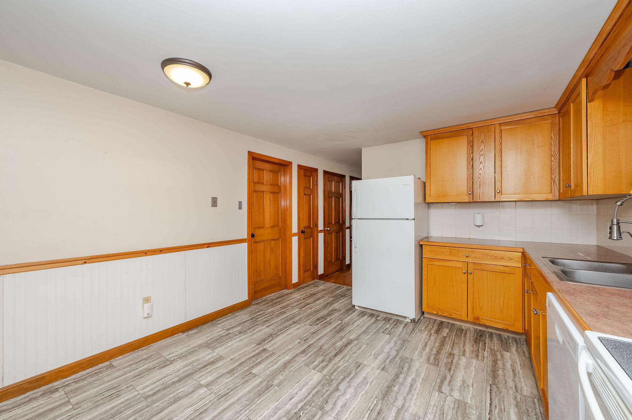 14 Oak Woods Road, North Berwick, ME, 03906