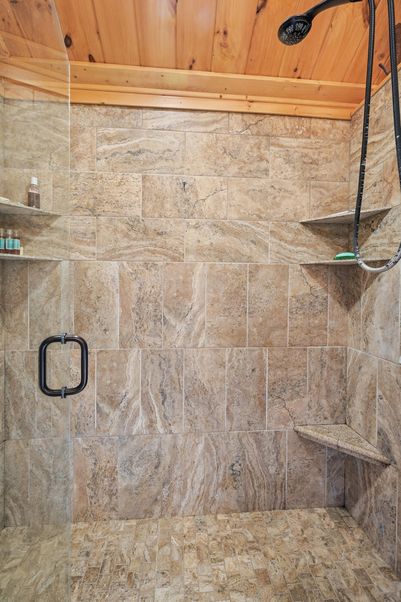 99 Abena Shores, Belgrade, ME, 04917