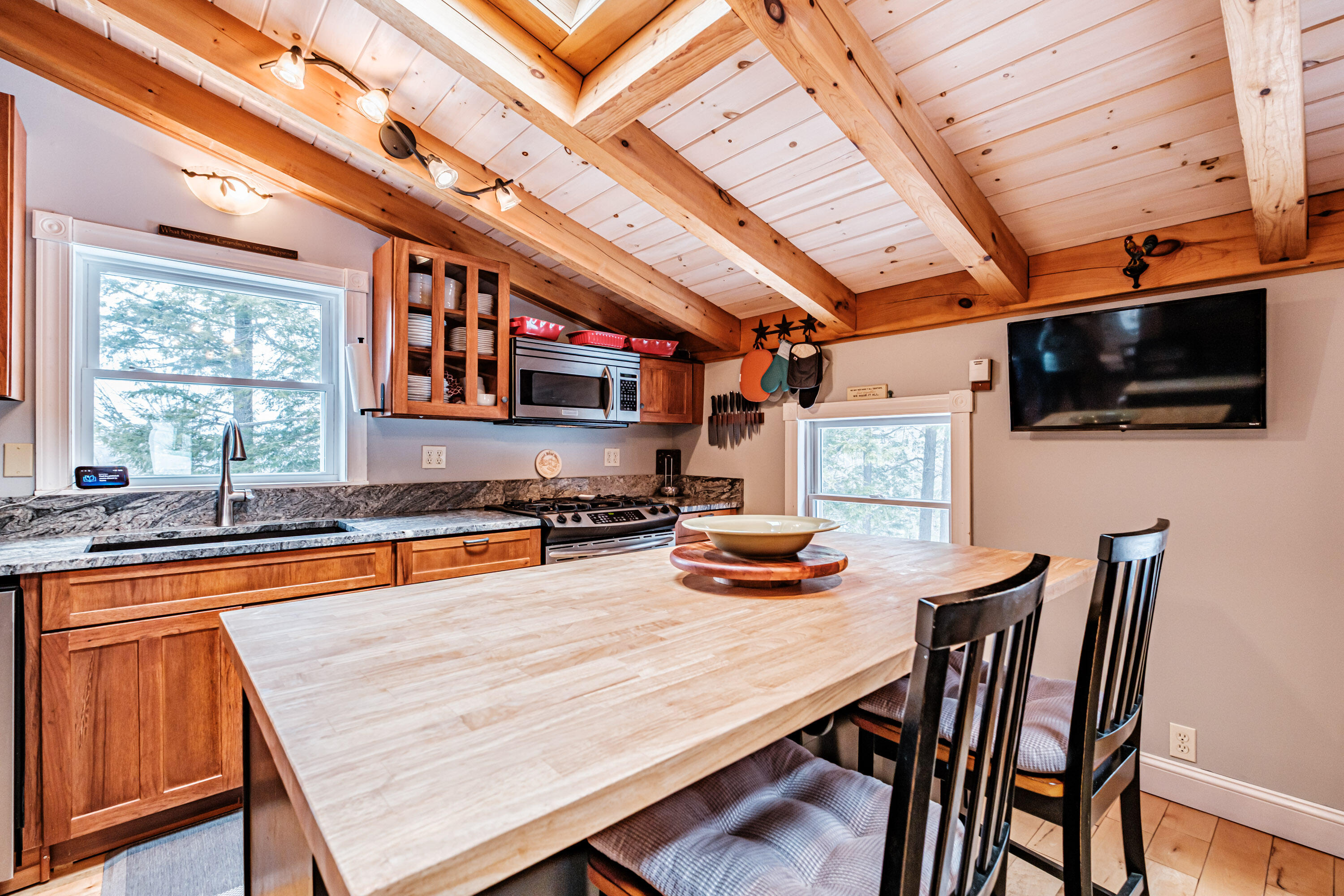 128 Oak Hill Drive, Woodstock, ME, 04219