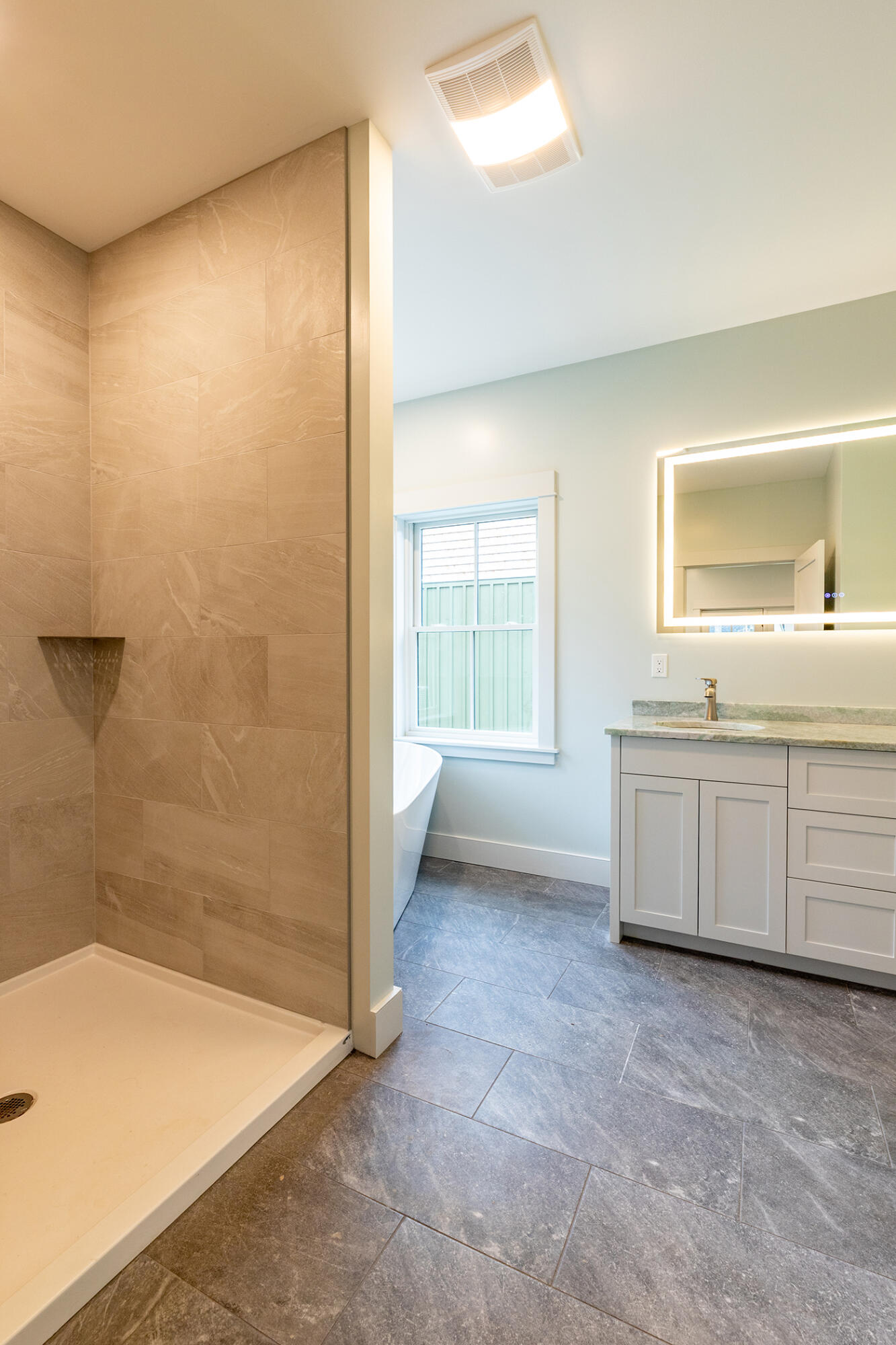 185 Glenwood Lane, Northport, ME, 04849