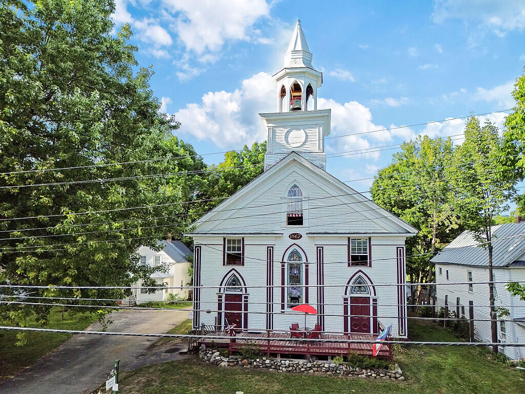 83 Main Street, Phillips, ME, 04966