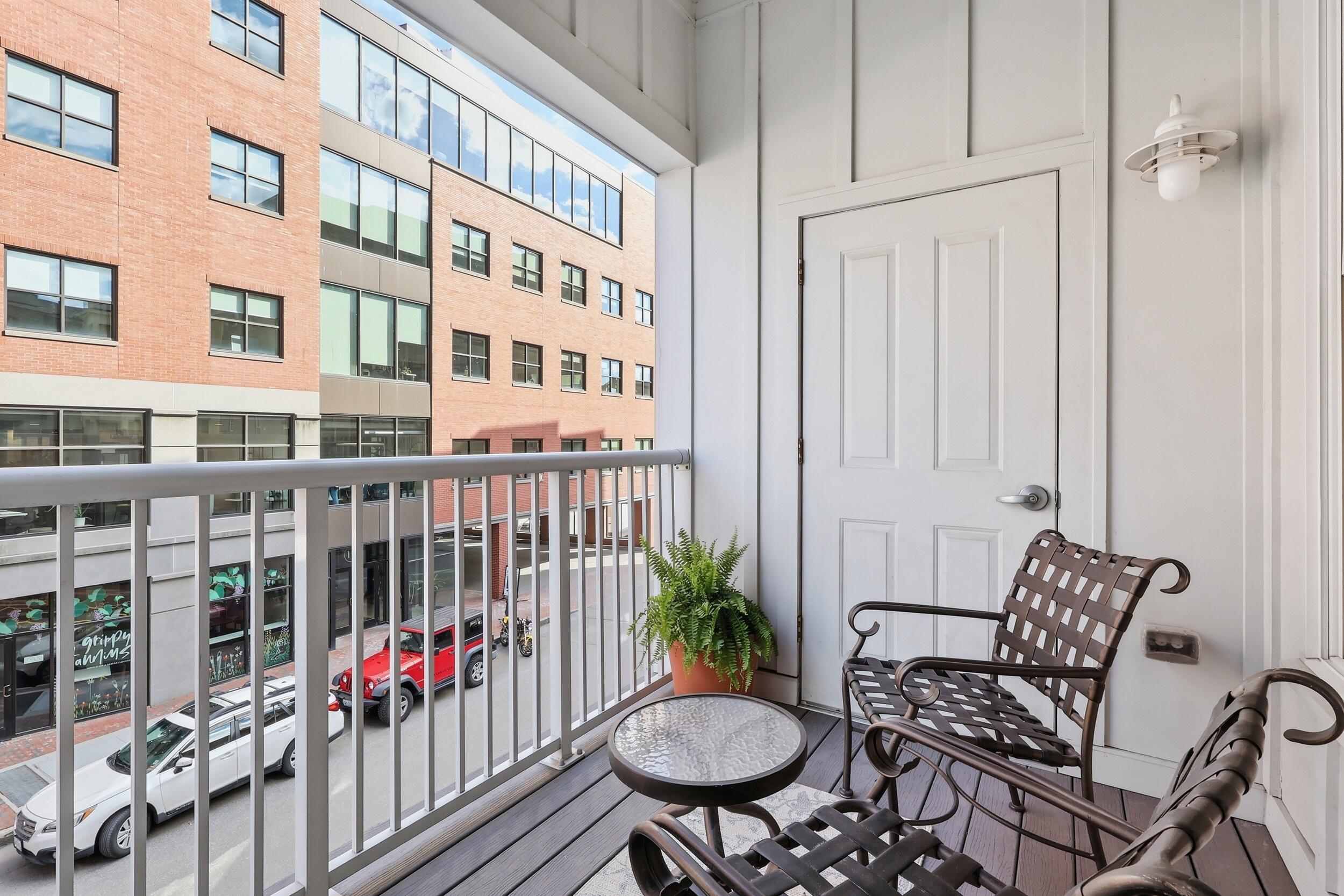 22 Hancock Street, #201, Portland, ME 04101 Balcony