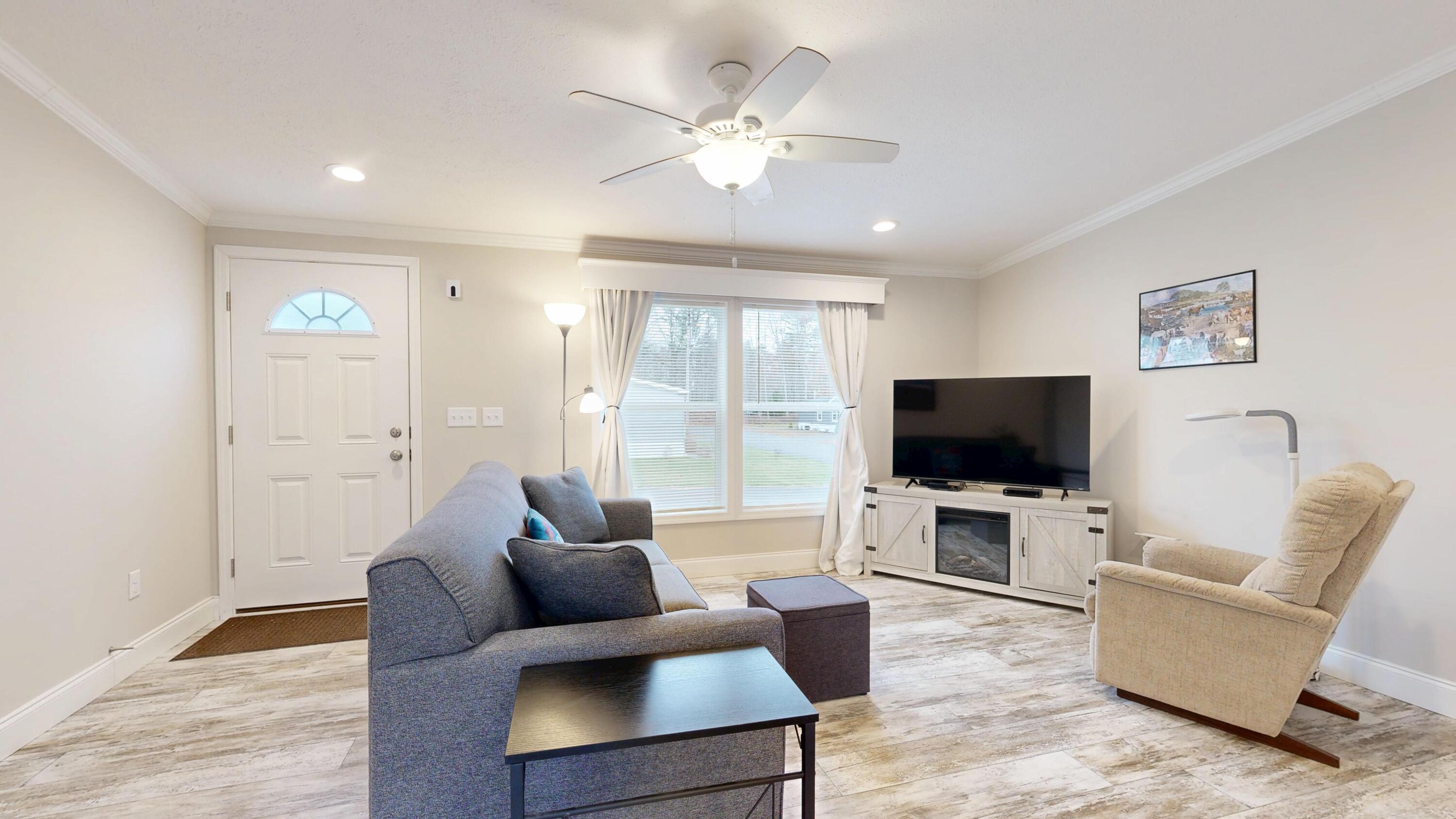 11 Trent Drive, Lisbon, ME, 04250