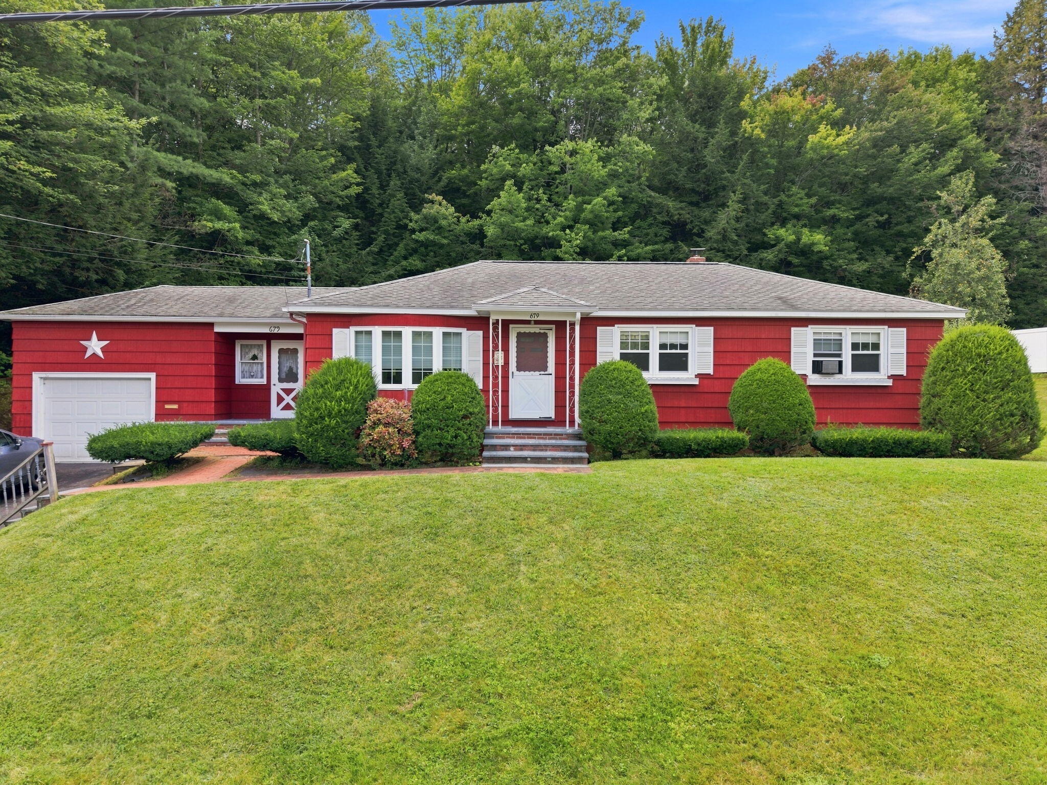 Photo of 679 Penobscot Street Rumford ME 04276