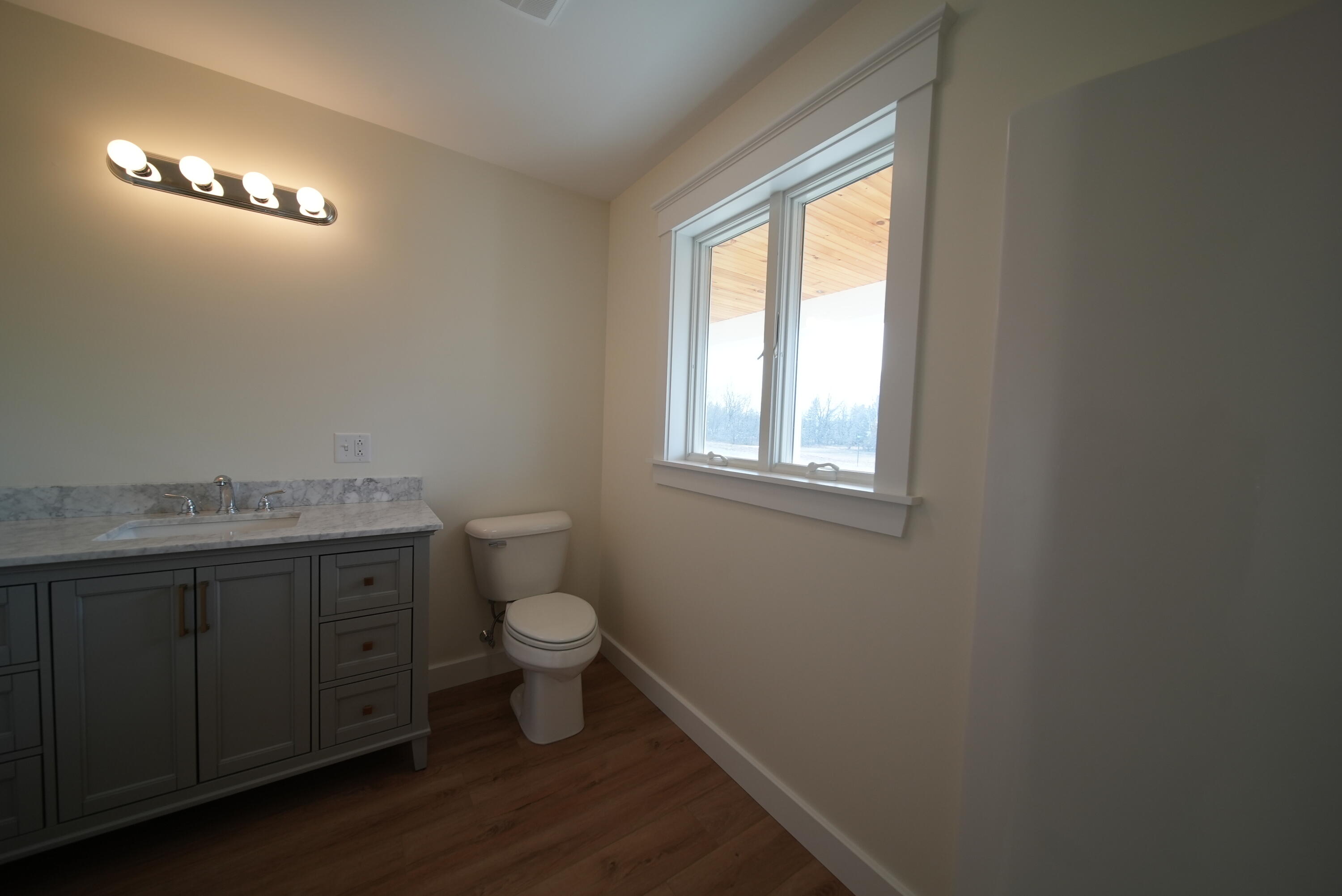 15 Lilac Lane, Houlton, ME, 04730