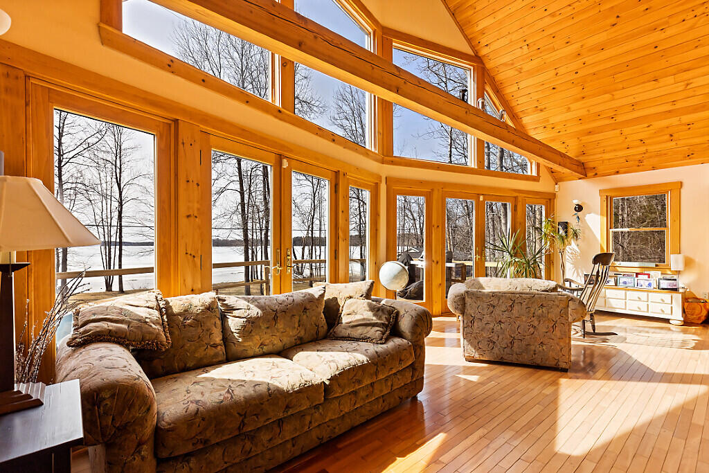 72 Jones Road, Vassalboro, ME, 04989