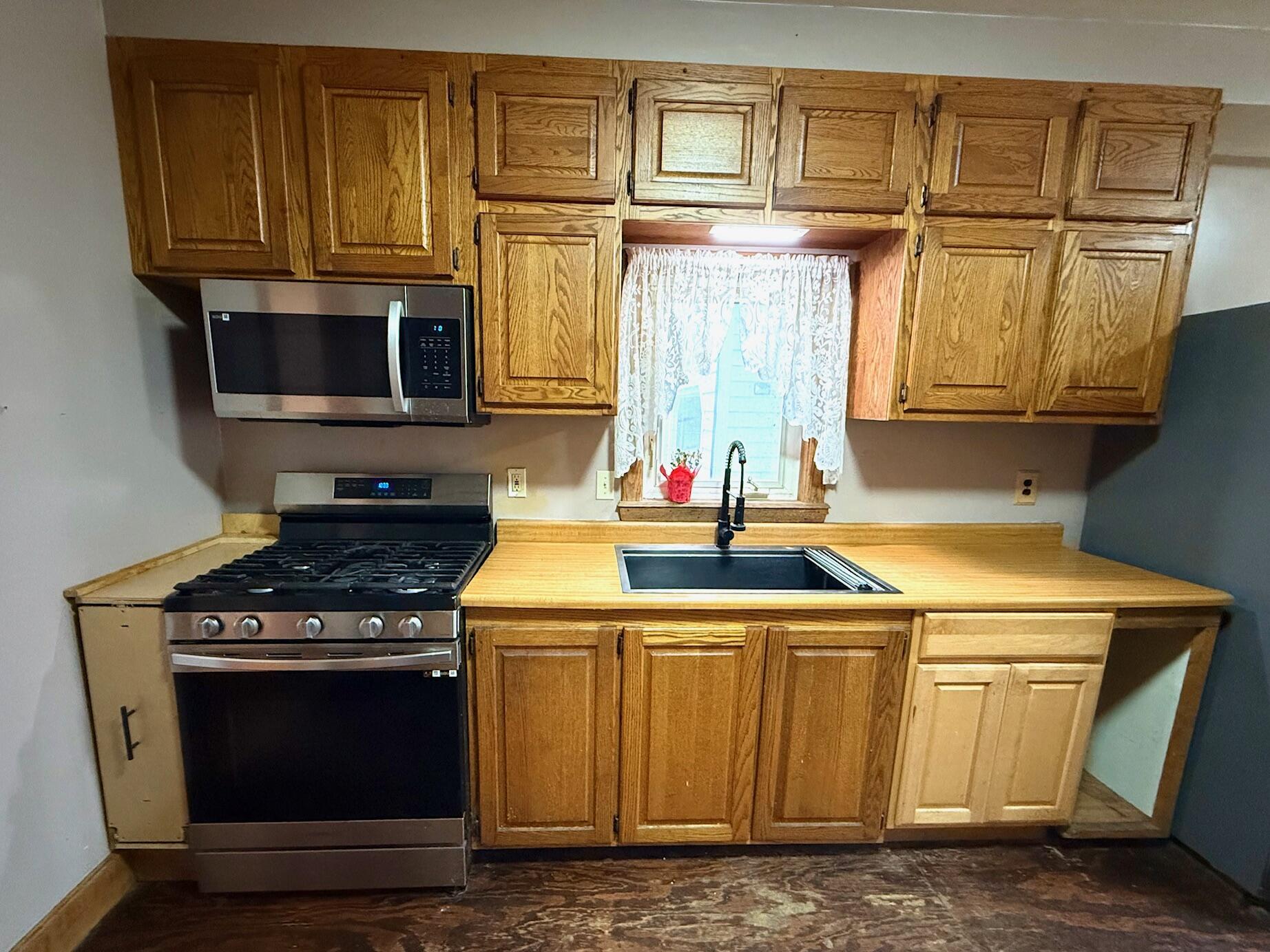 72 Main Street, Medway, ME, 04460