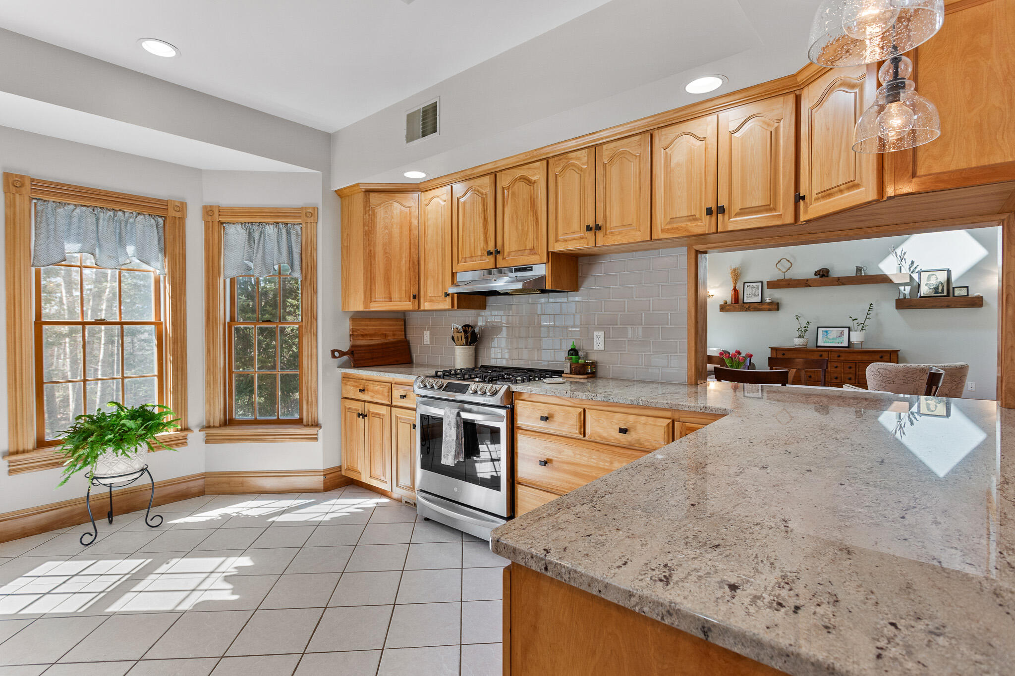 121 Clover Lane, Brewer, ME, 04412