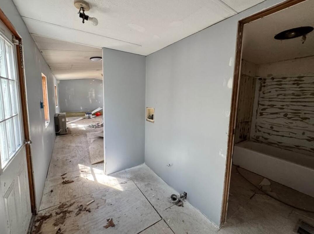 30 Squire Court, Winthrop, ME, 04364