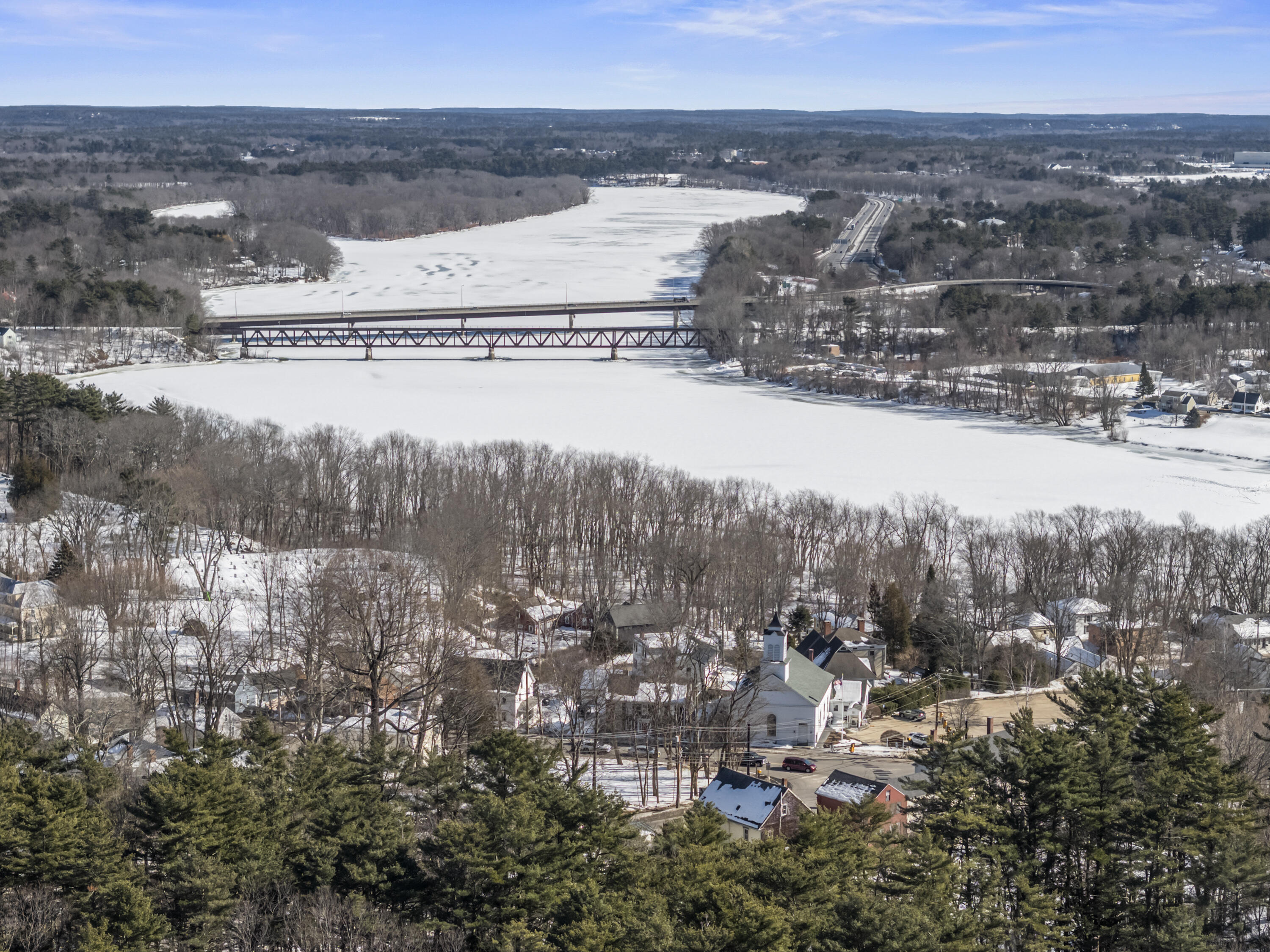 38 Main Street, Topsham, ME, 04086