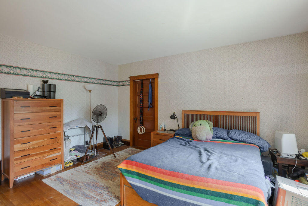 72 Main Street, Peru, ME, 04290