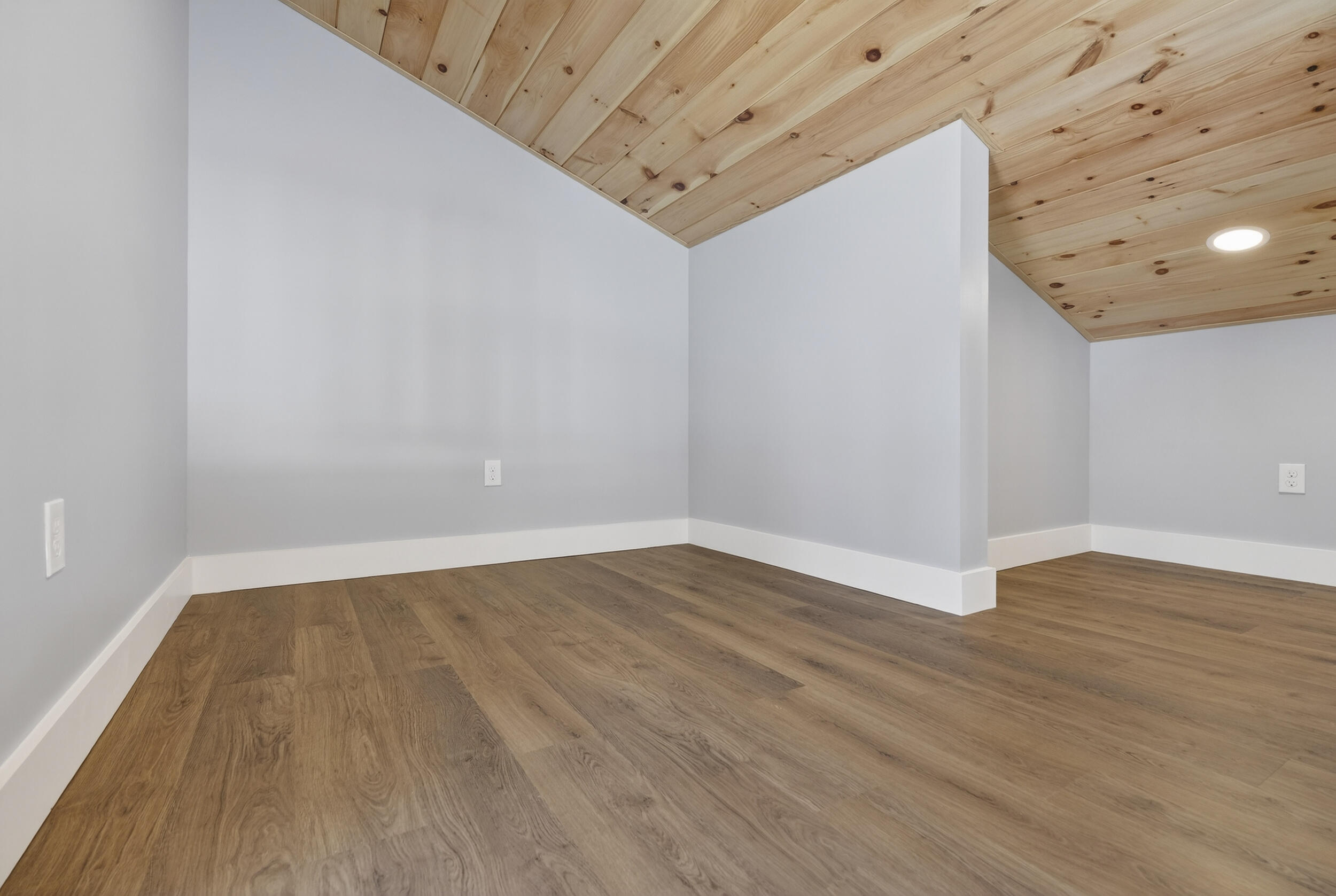 295 Mount Mica Road, Paris, ME, 04281