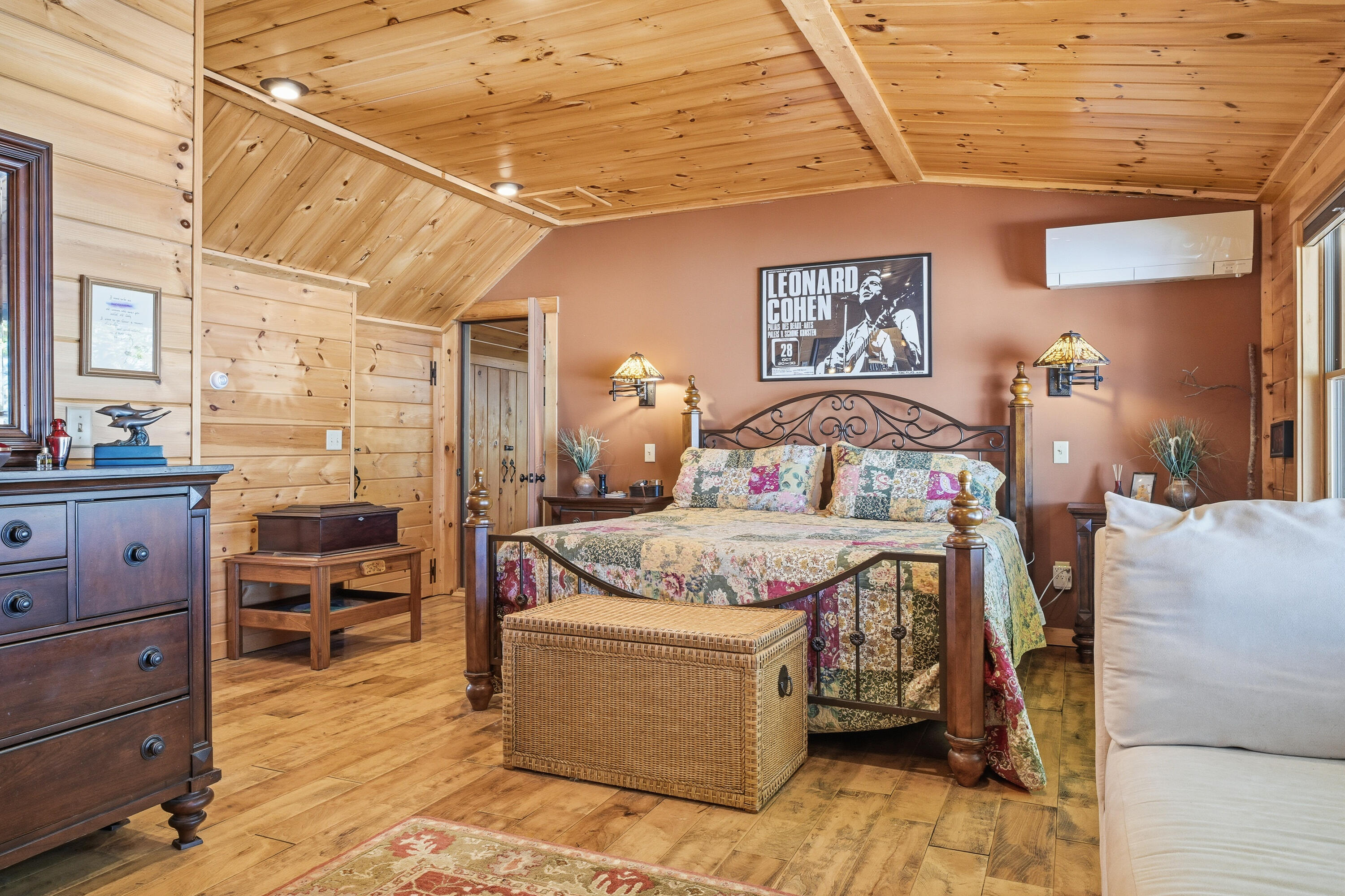 99 Abena Shores, Belgrade, ME, 04917