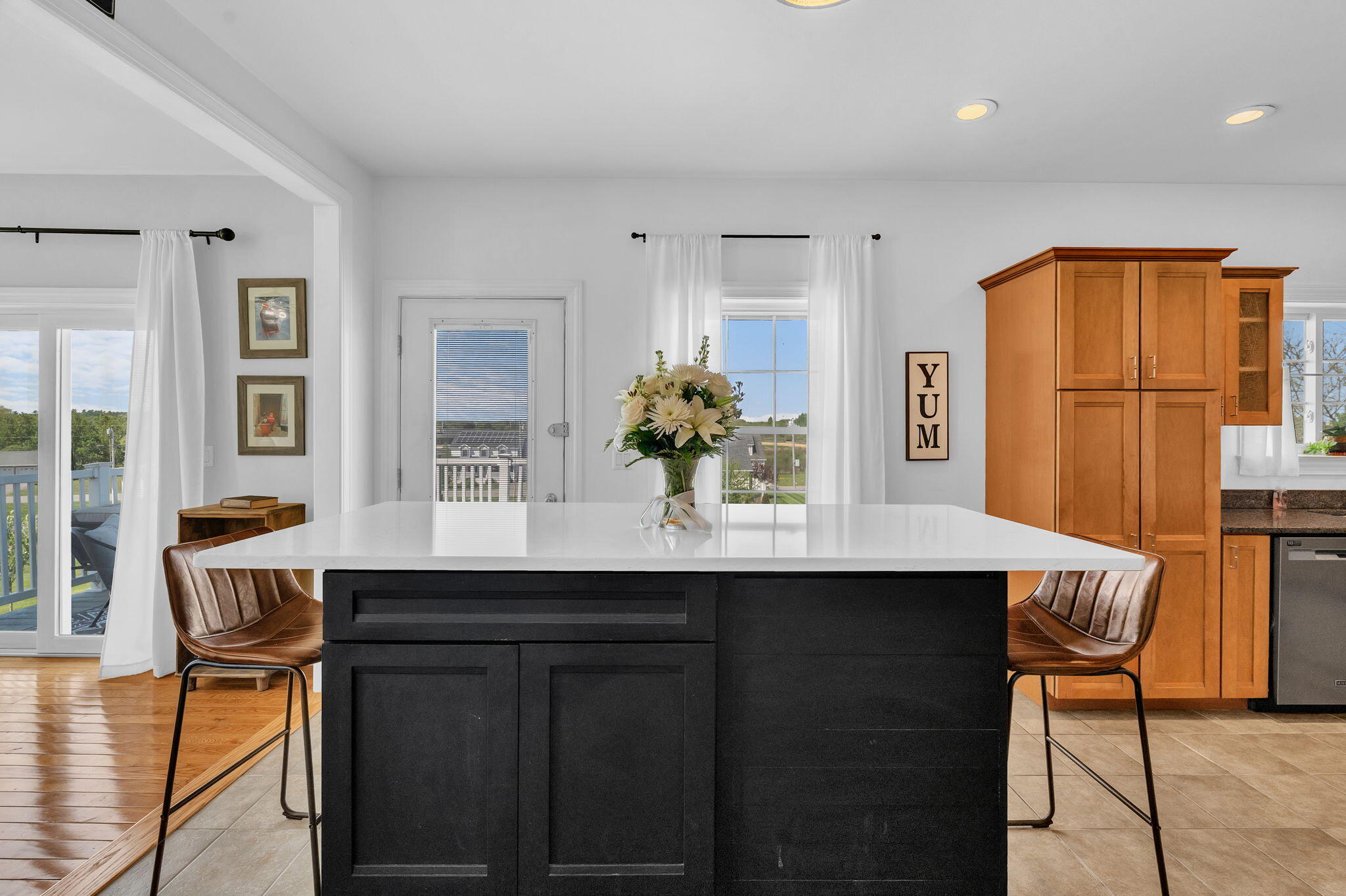 21-web-or-mls-40-hillview-dr