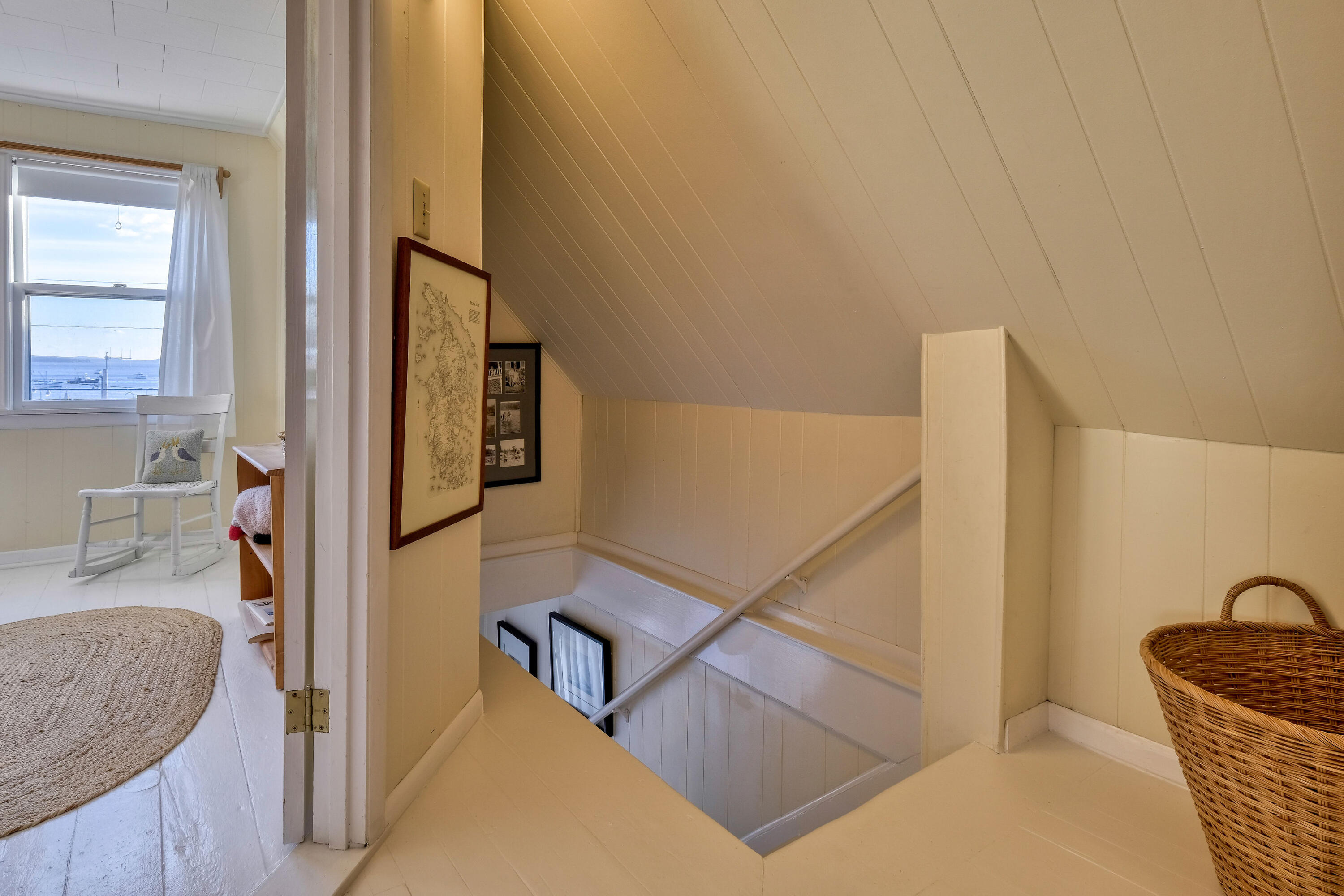 60 Main Street UNIT 1, Stonington, ME, 04681