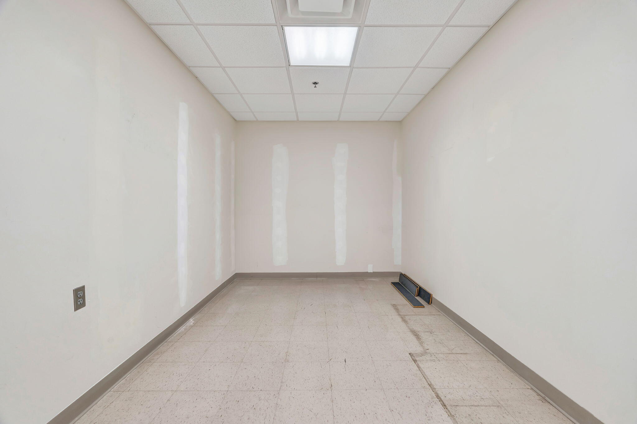 85 Park Street, Lewiston, ME, 04240