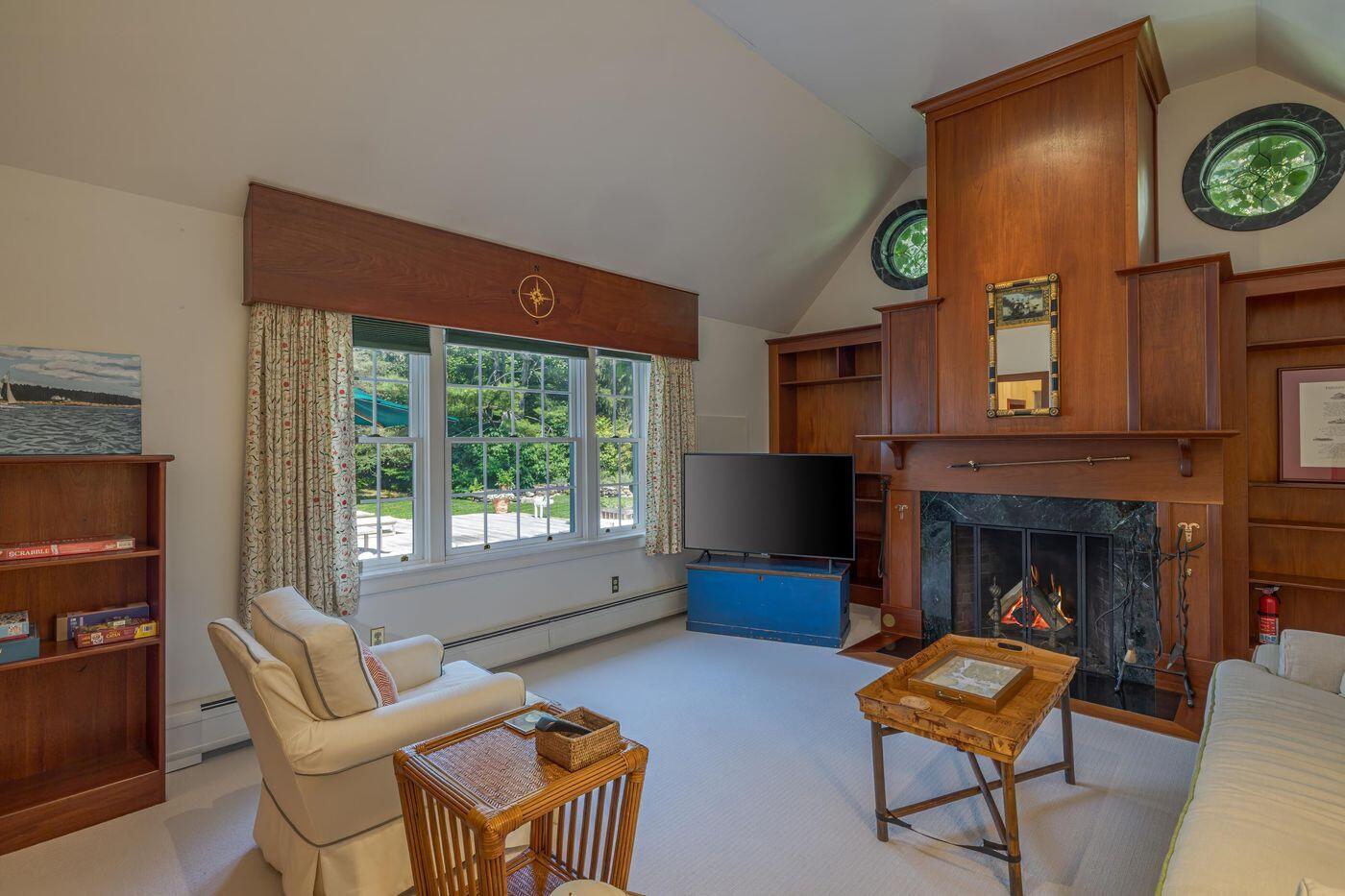 77 Manchester Road, Mount Desert, ME, 04662