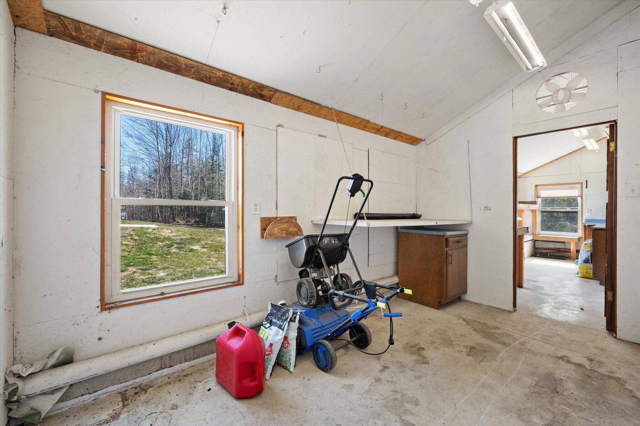 32 Charles Drive, Holden, ME, 04429