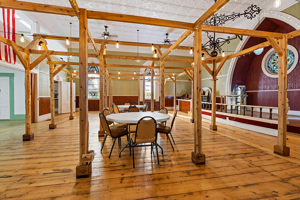 83 Main Street, Phillips, ME, 04966