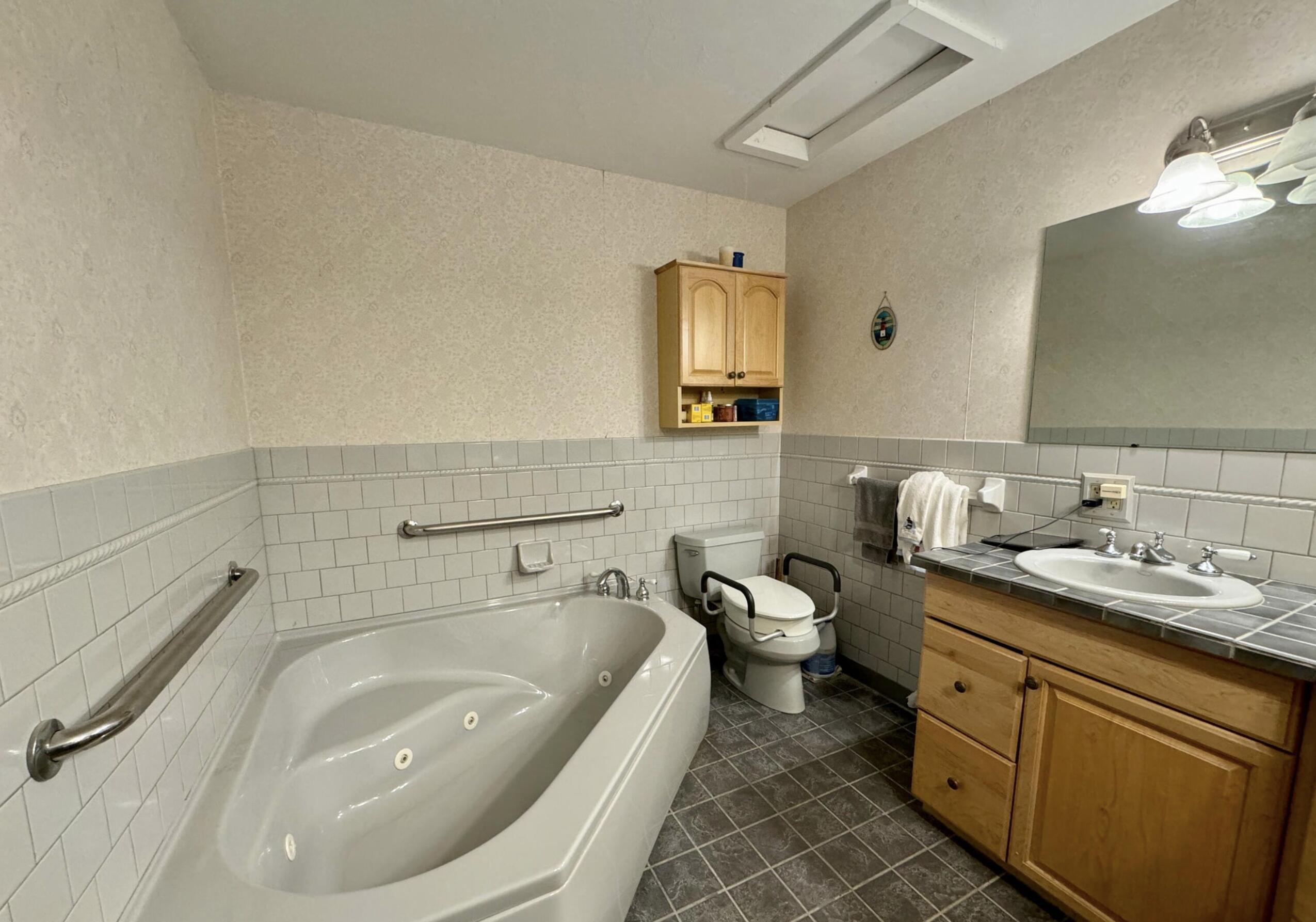 382 Water Street, Guilford, ME, 04443