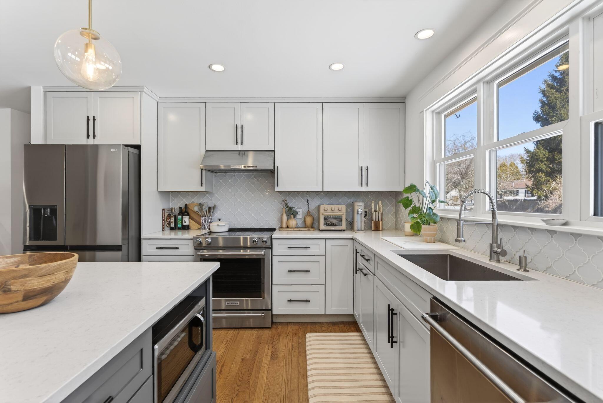 7 Lawn Avenue, Cumberland, ME, 04021