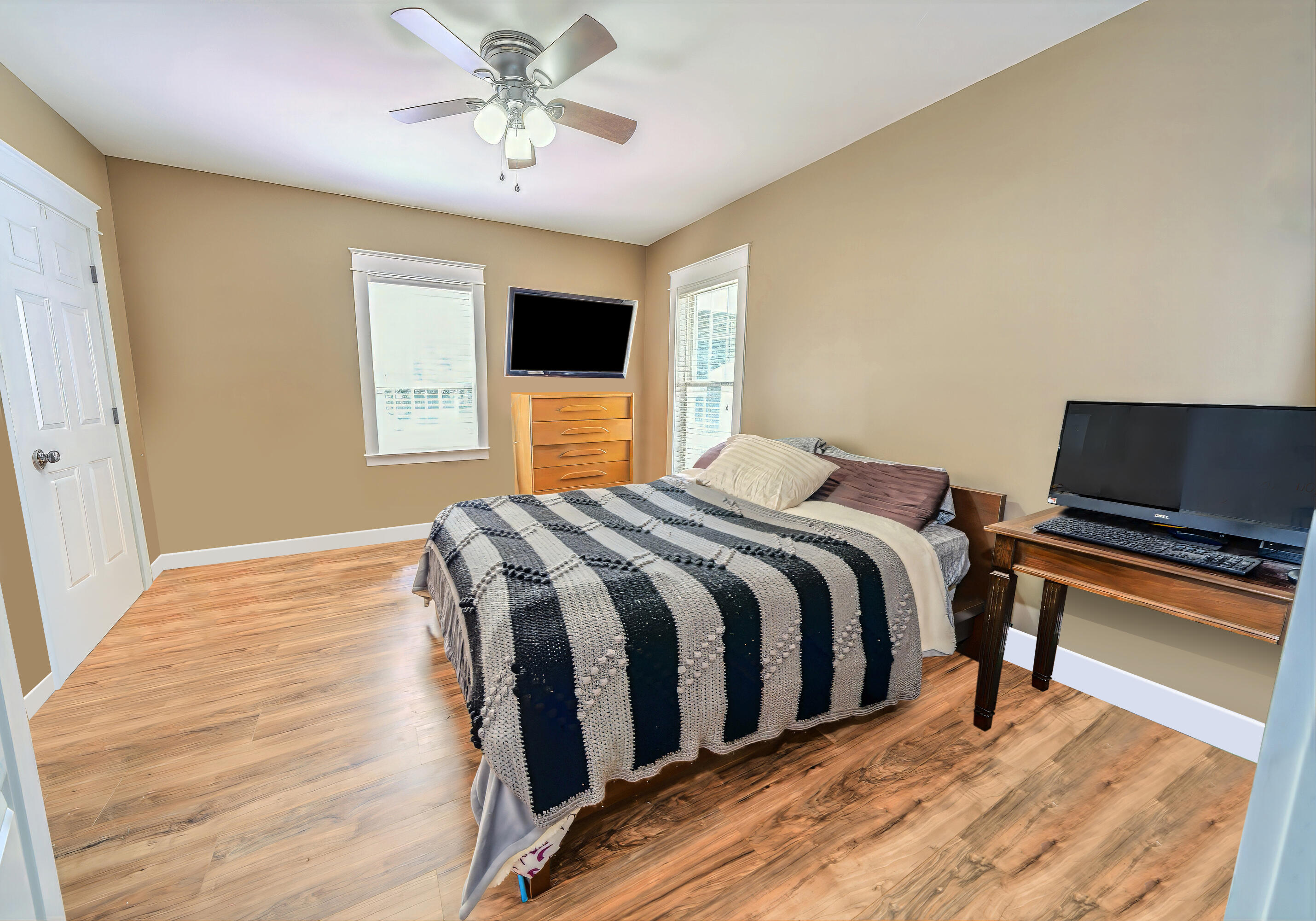 304 N Main Road N, Hampden, ME, 04444