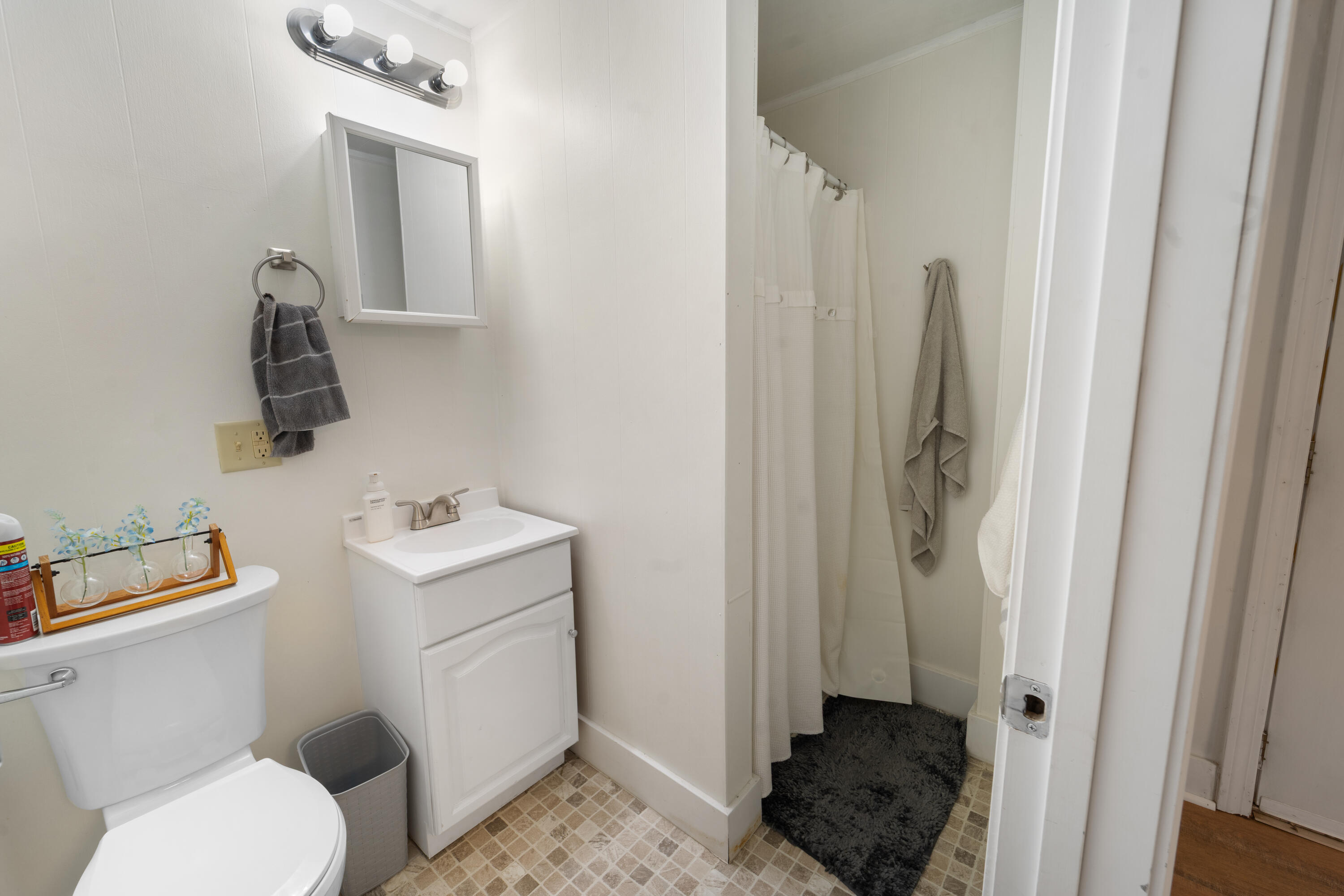 916 Main Street, Old Town, ME, 04468