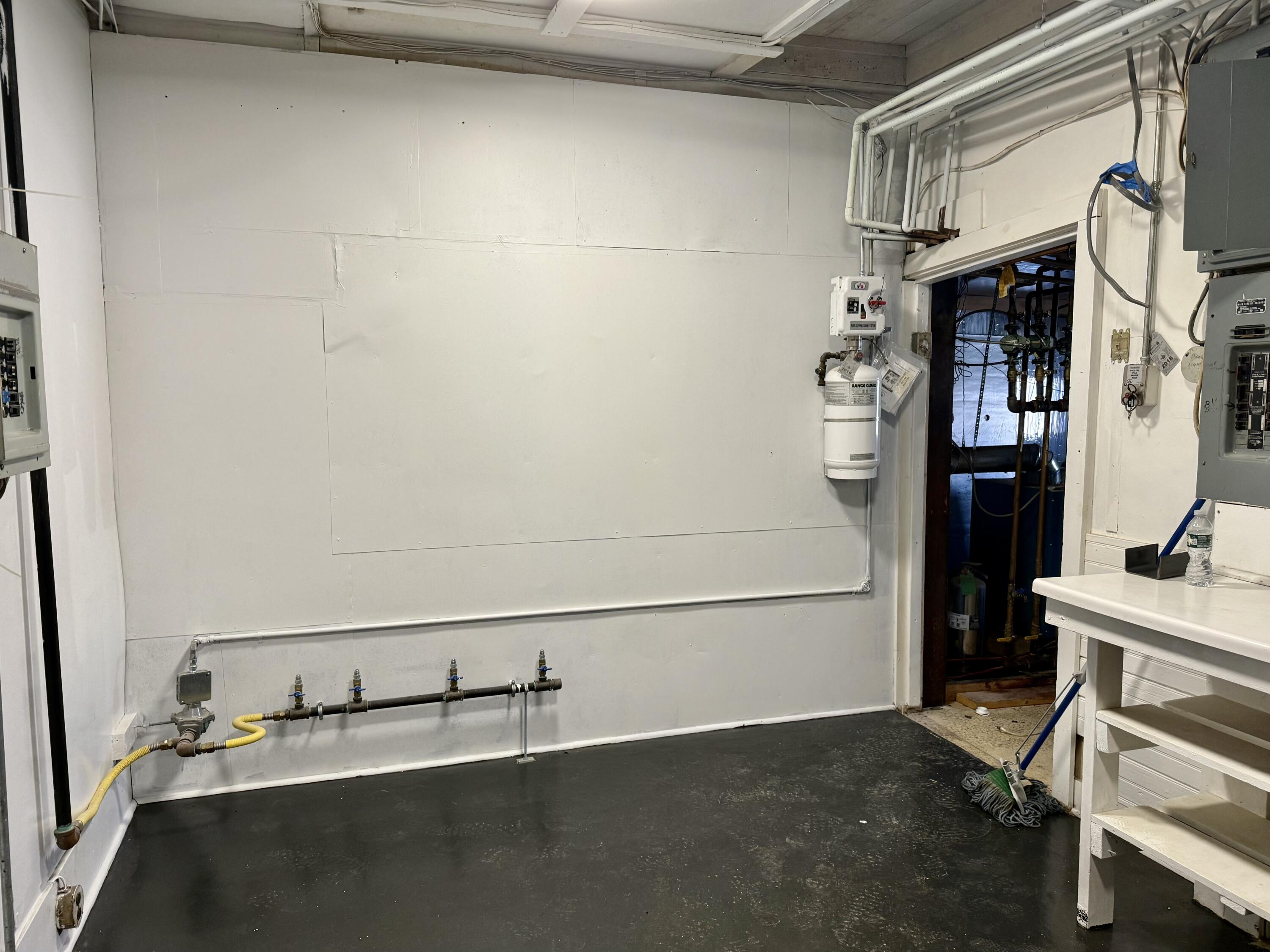 54 W Main Street, Vinalhaven, ME, 04863