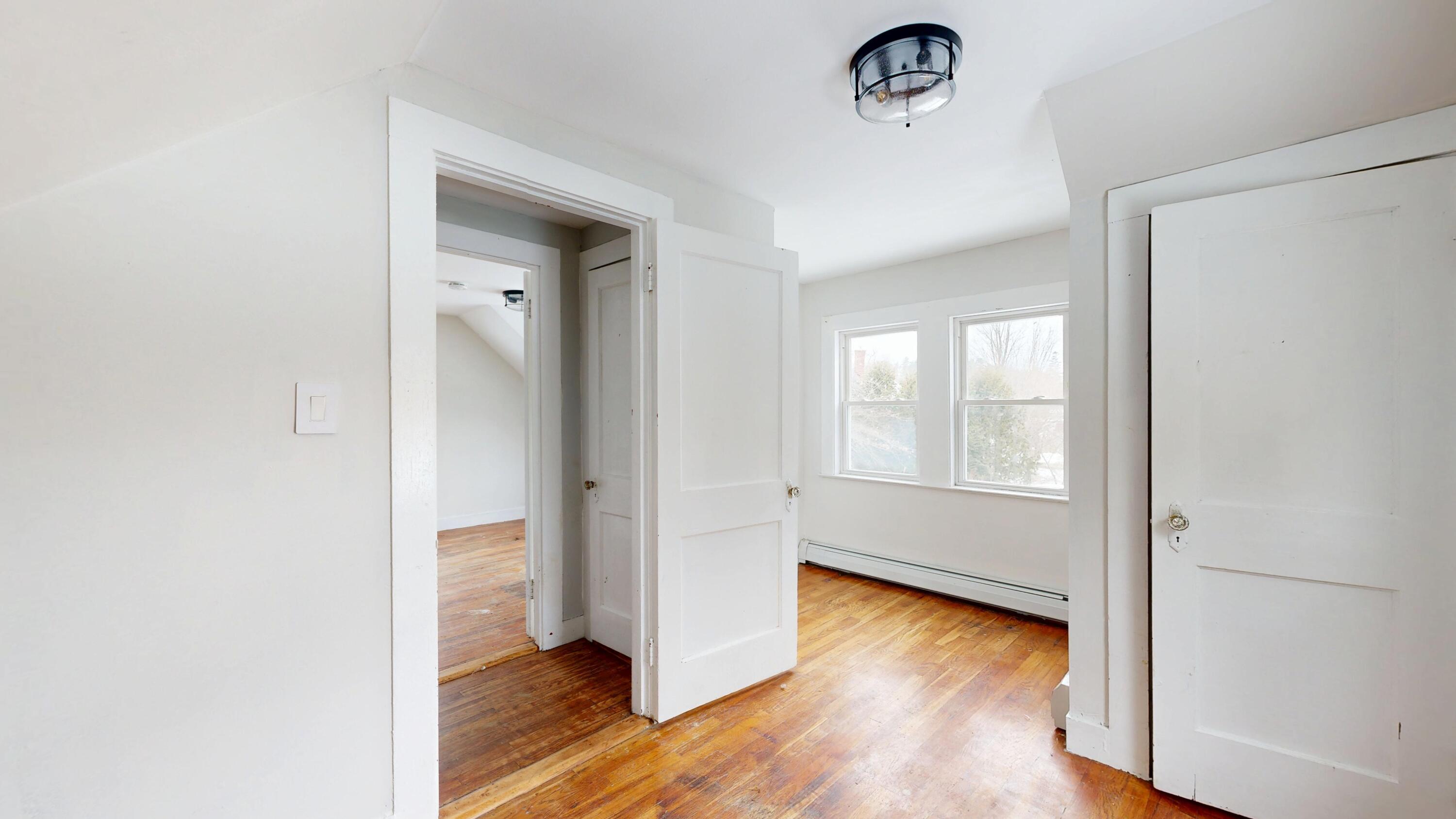 121-123 Oak Hill Road, Auburn, ME, 04210