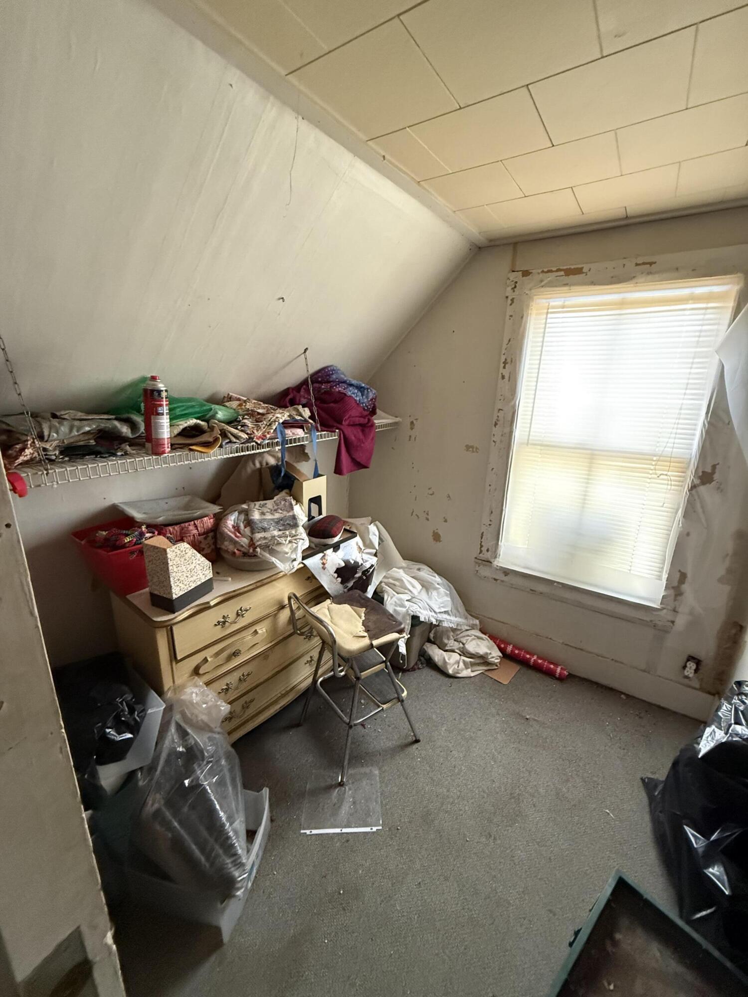 19 Perry Street, Lincoln, ME, 04457