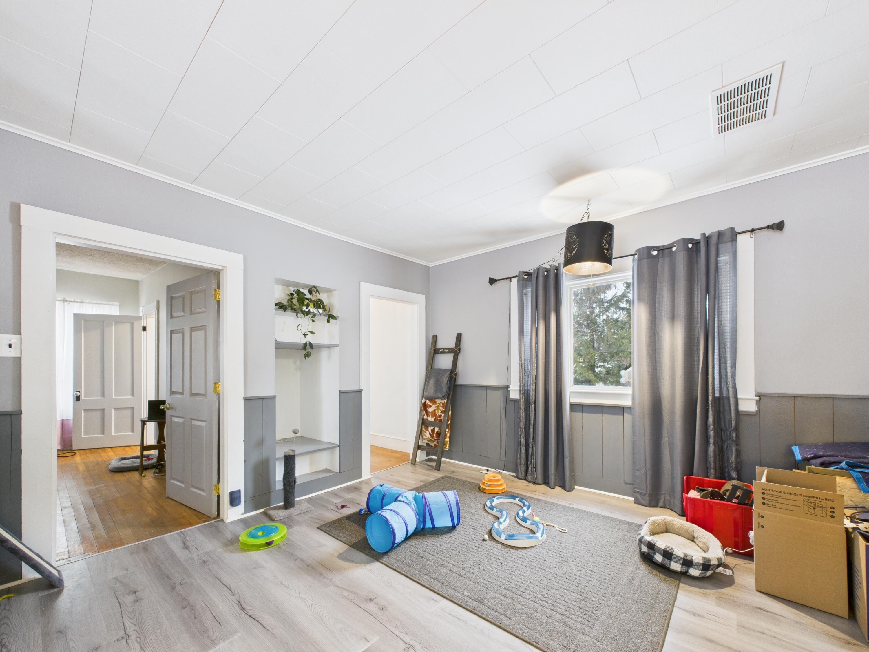 1616 Main Street, Mapleton, ME, 04757