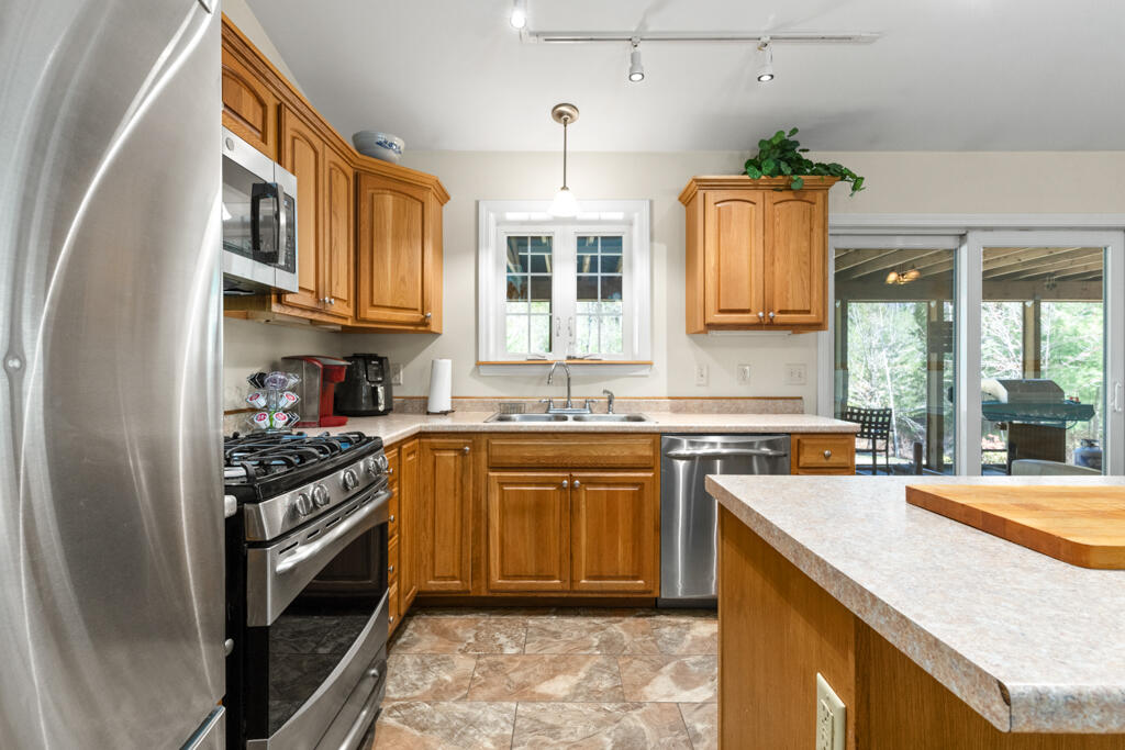 370 Cole Hill Road, Standish, ME, 04084