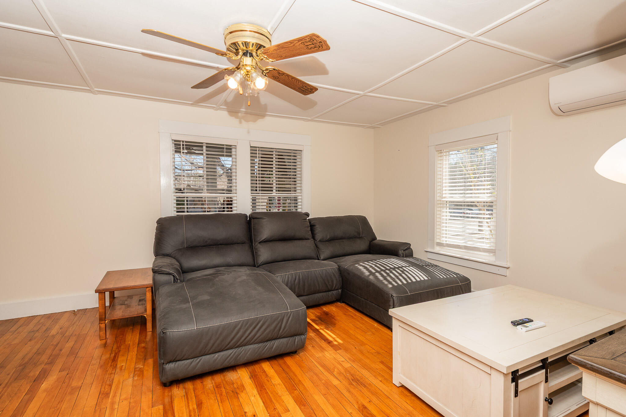 947 W Main Street, Dover-foxcroft, ME, 04426