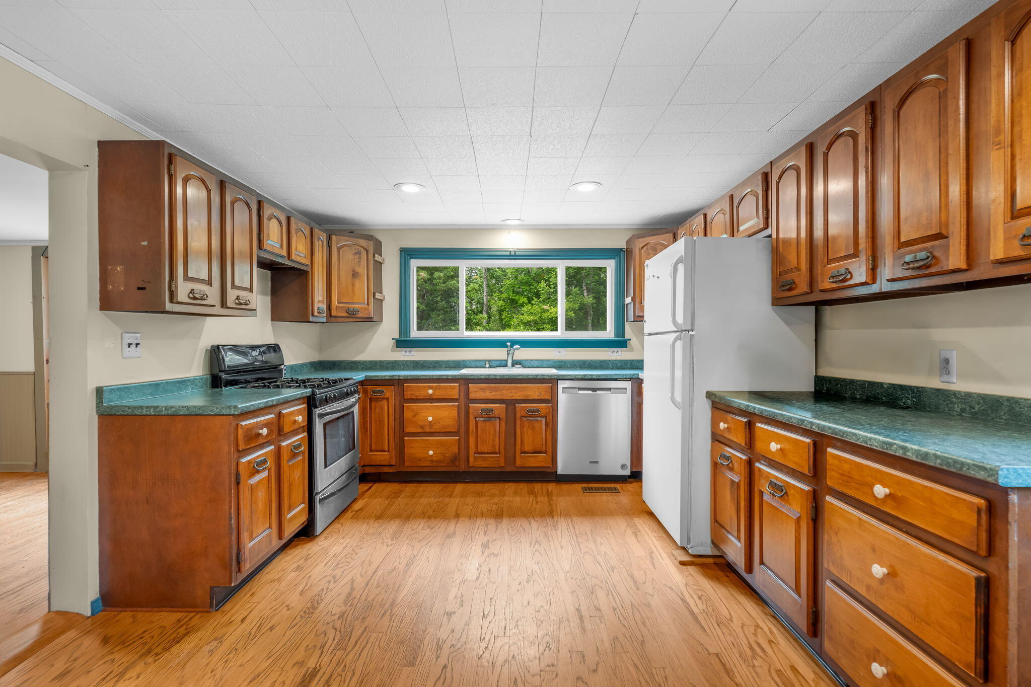 39-web-or-mls-335-upper-dedham-rd