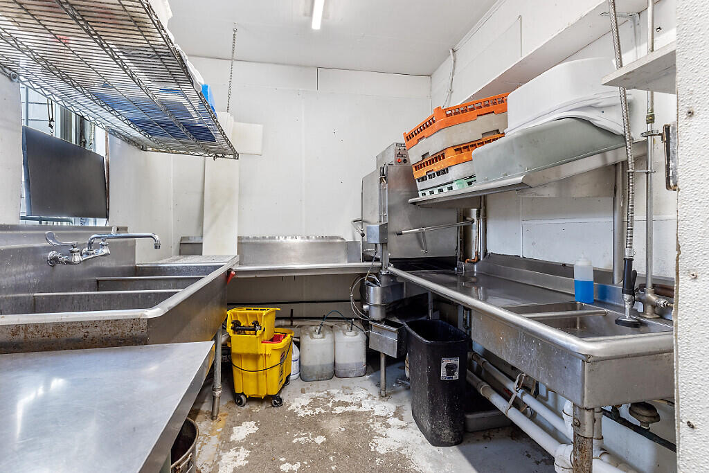 30 Main Street, Belfast, ME, 04915