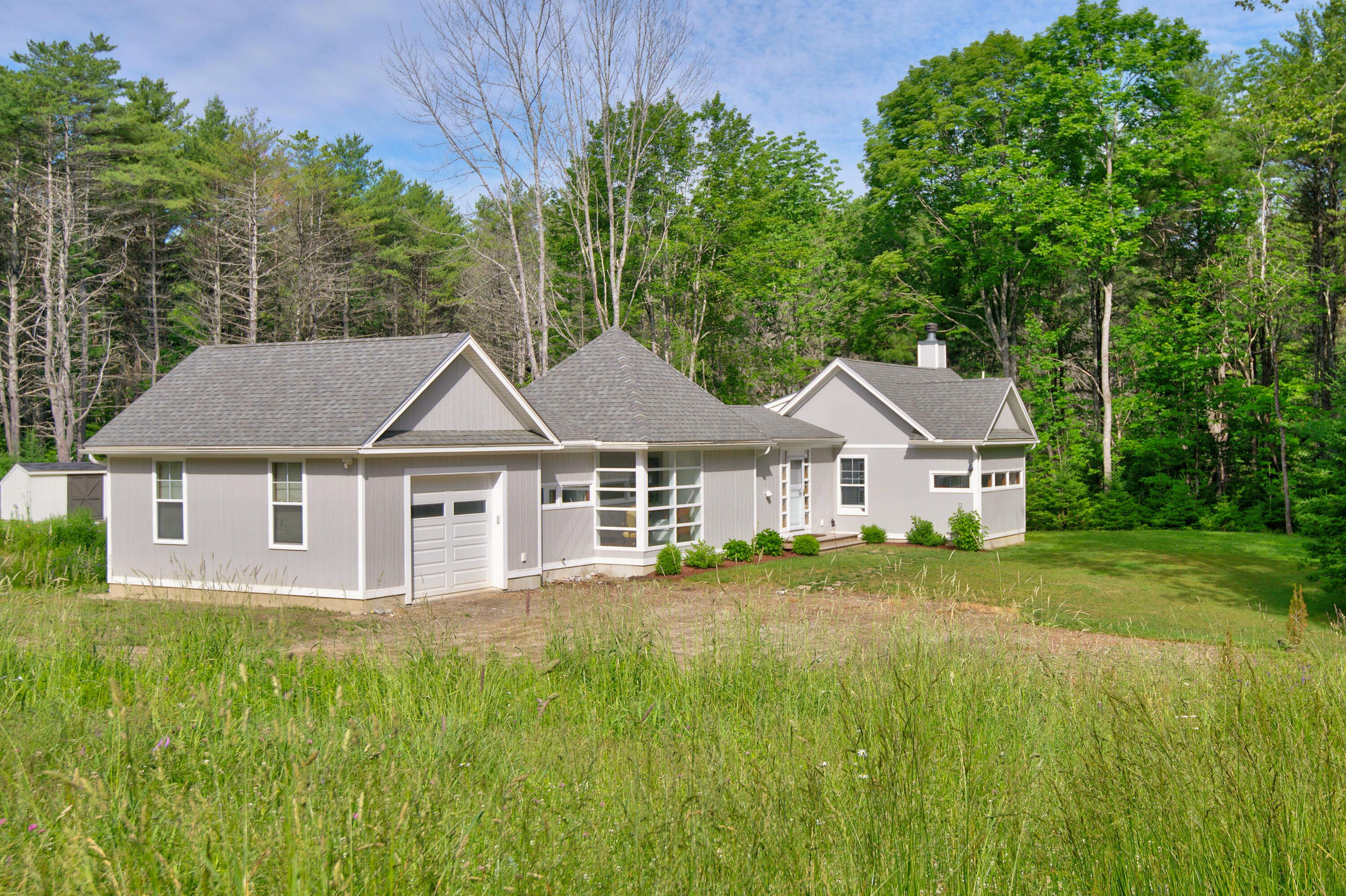 Photo of 11 Ledgewood Drive Brunswick ME 04011
