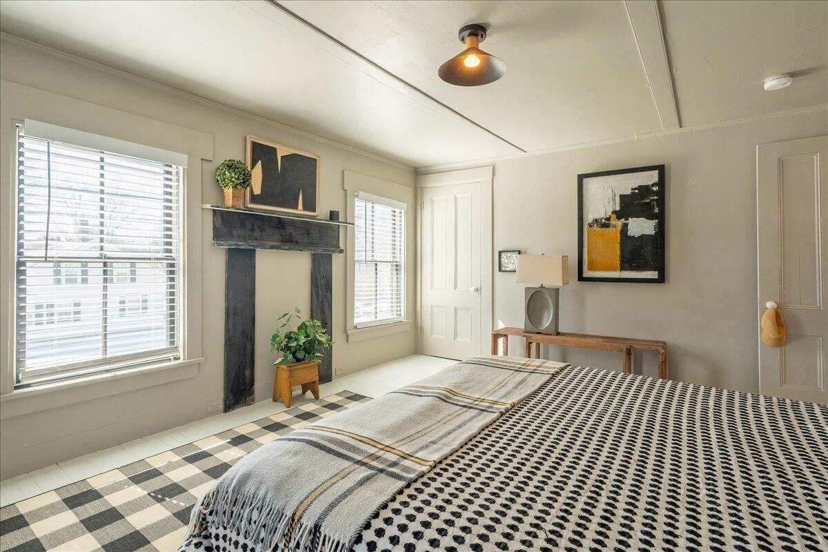 17 Mountain Street, Camden, ME, 04843