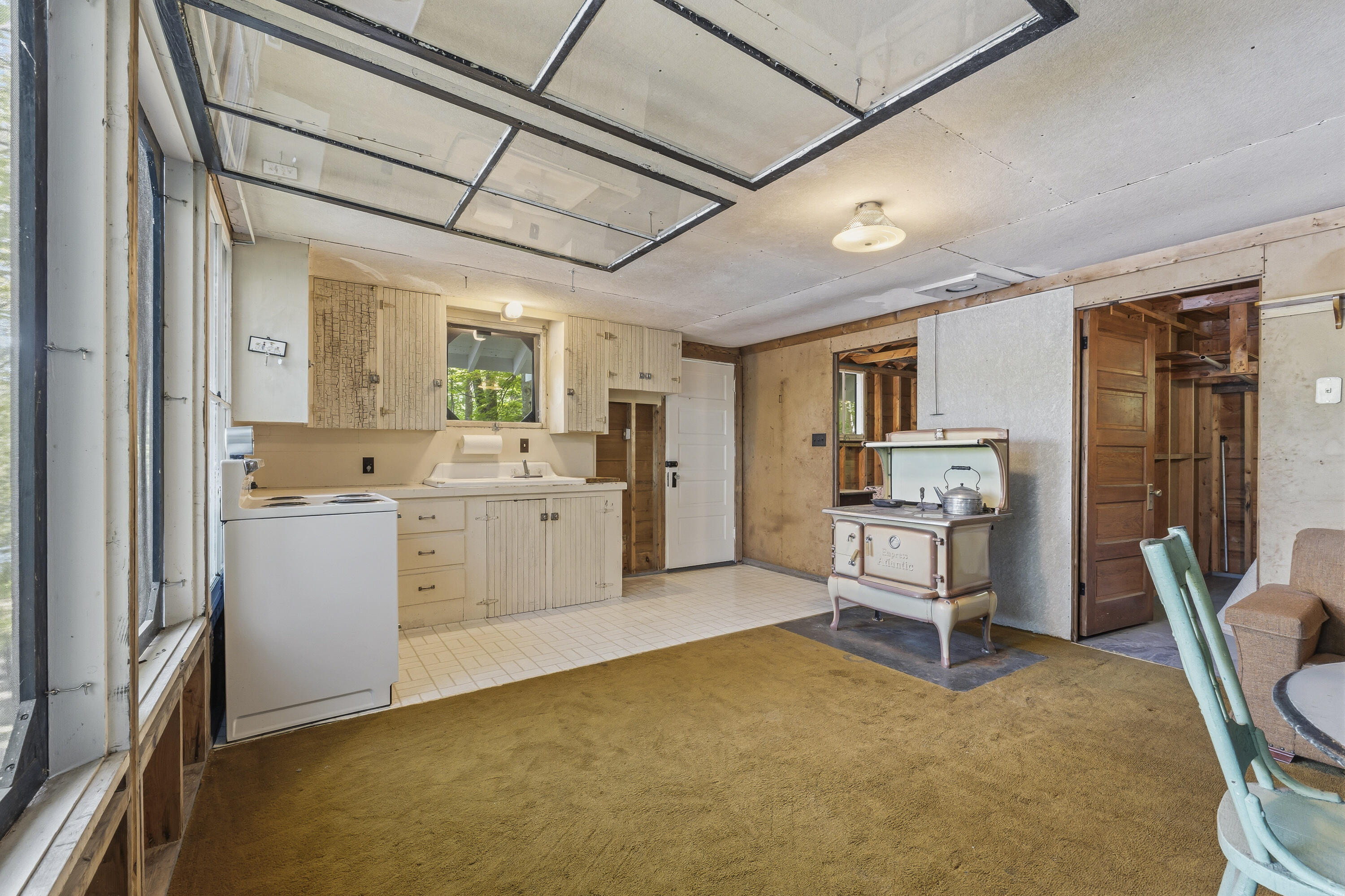 29 Thomas Rd_115