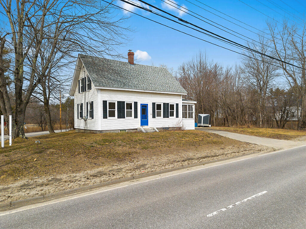 903 Western Avenue, Manchester, ME, 04351