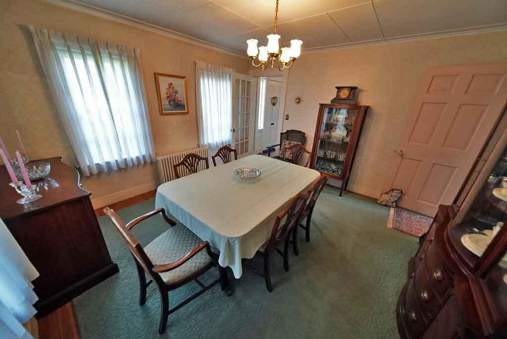 33 Pleasant Street, Houlton, ME, 04730