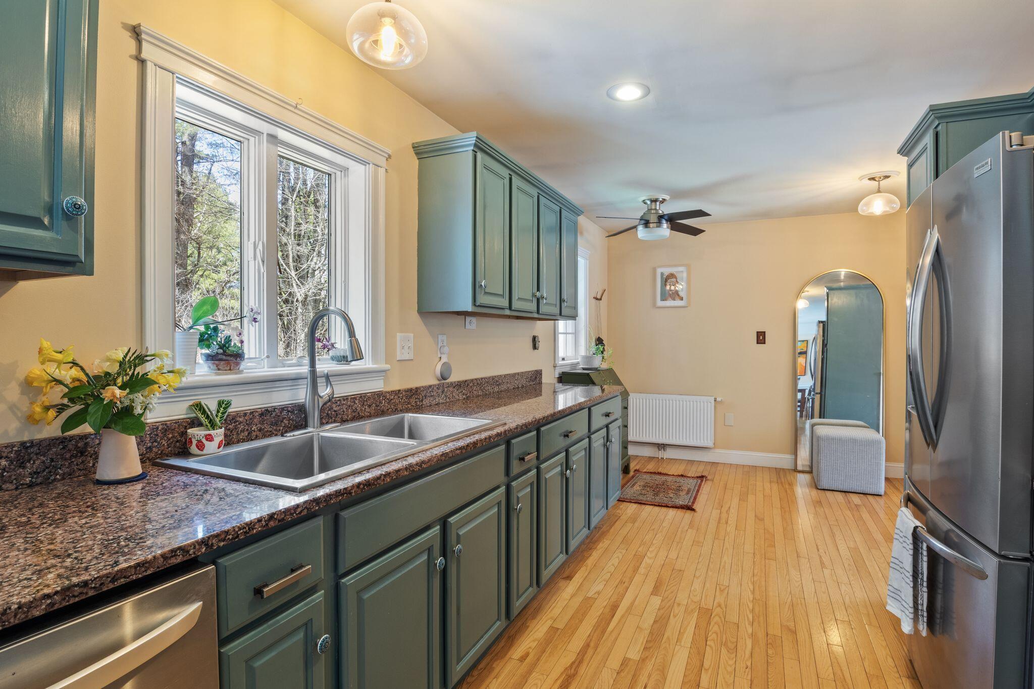 18 Glenview Road, Freeport, ME, 04032