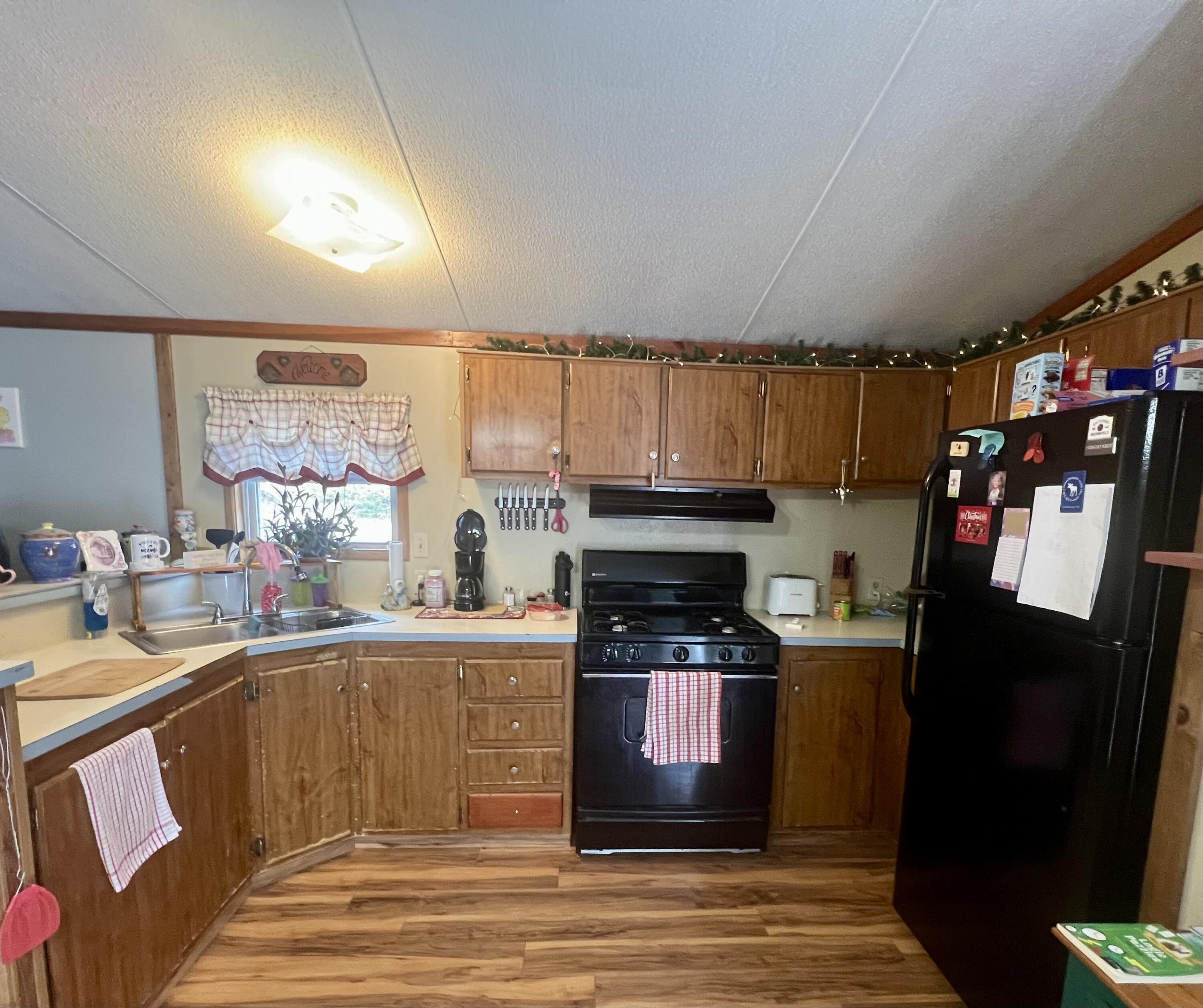 18 Mountain View Avenue, Brownfield, ME, 04010