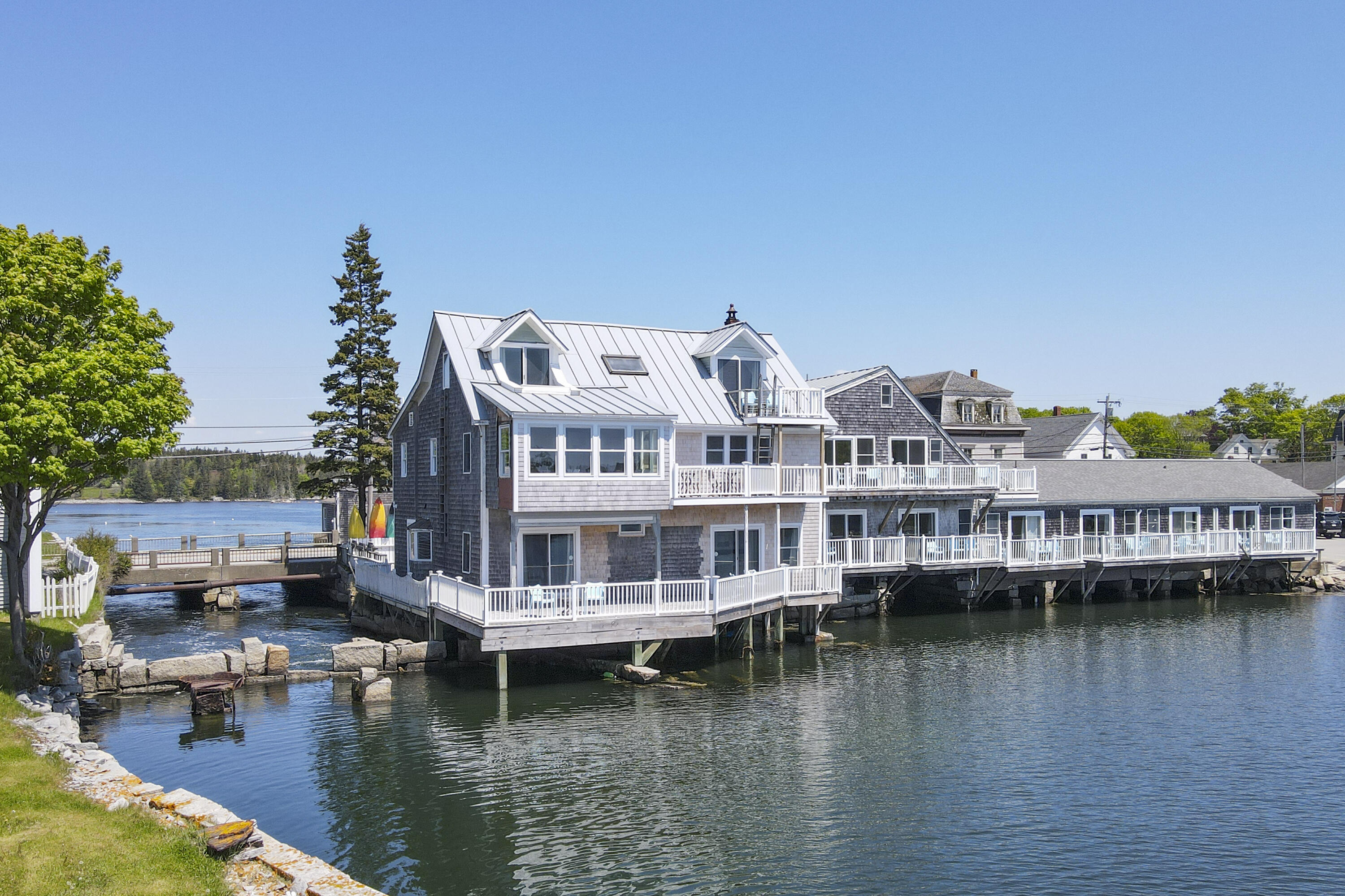 15 Main Street, Vinalhaven, ME, 04863
