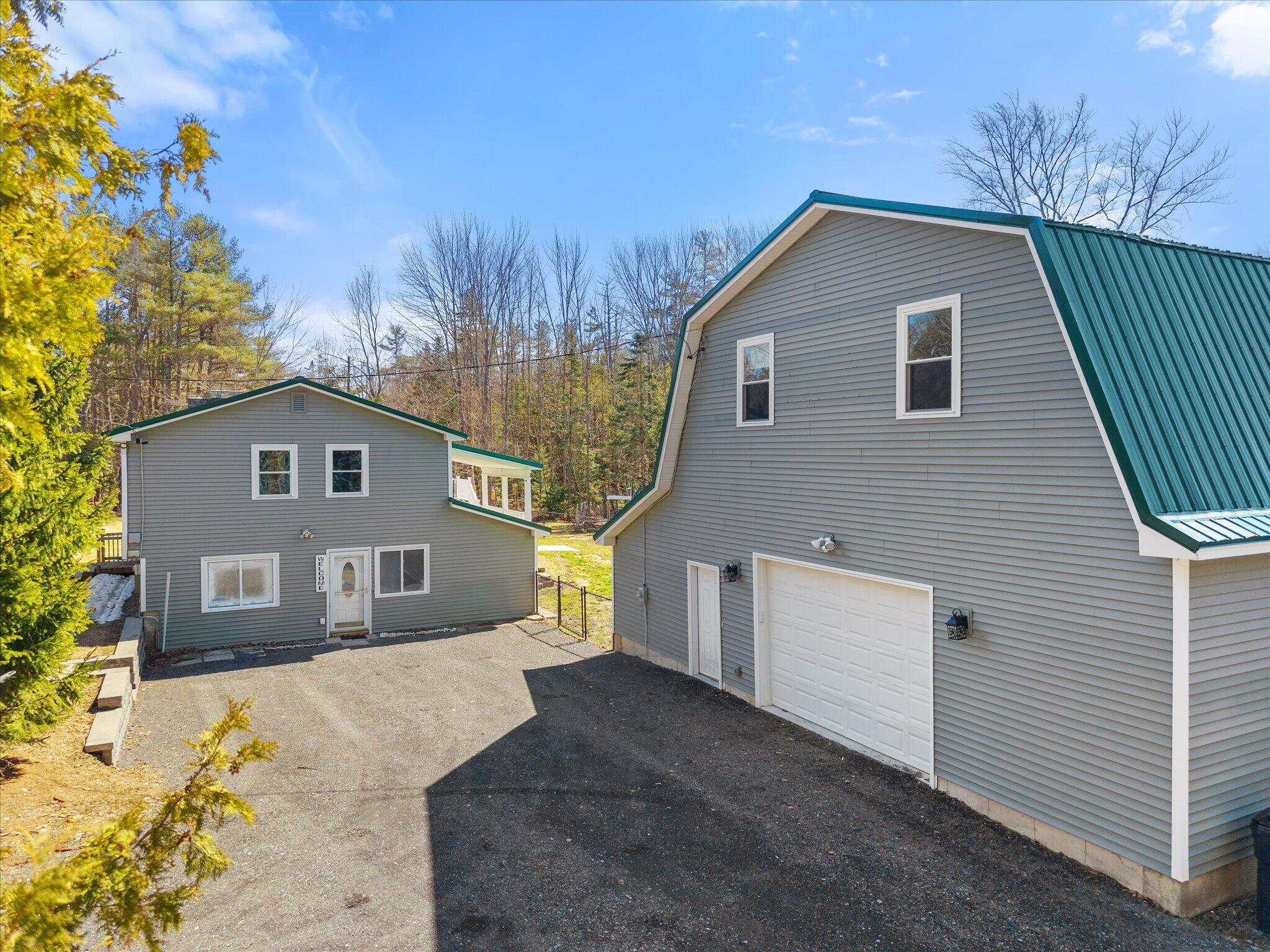 32 Charles Drive, Holden, ME, 04429