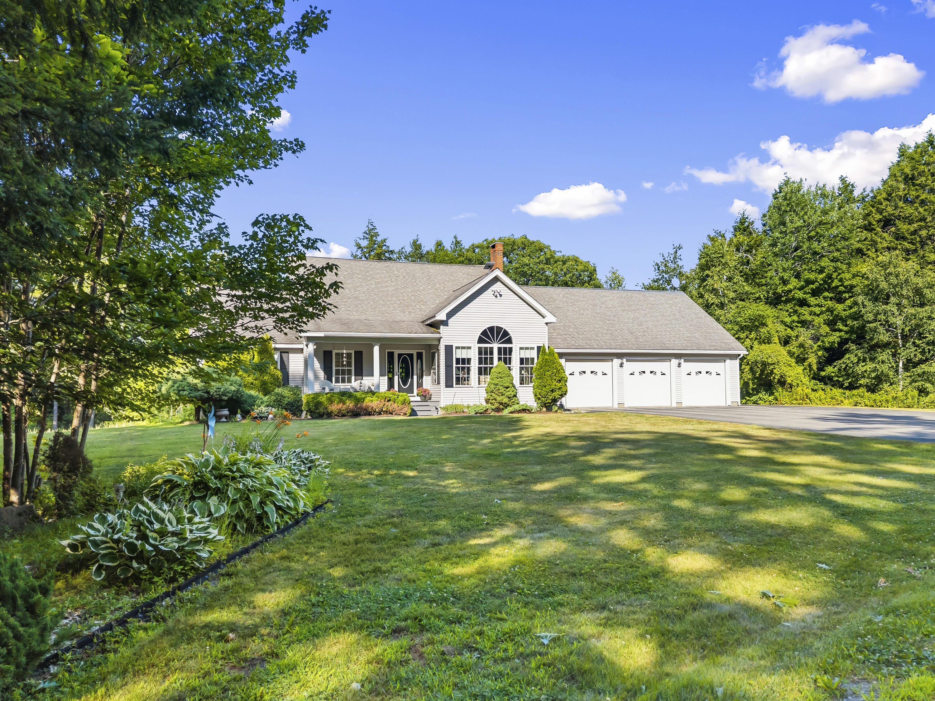 Photo of 79 Beaver Pond Road Topsham ME 04086