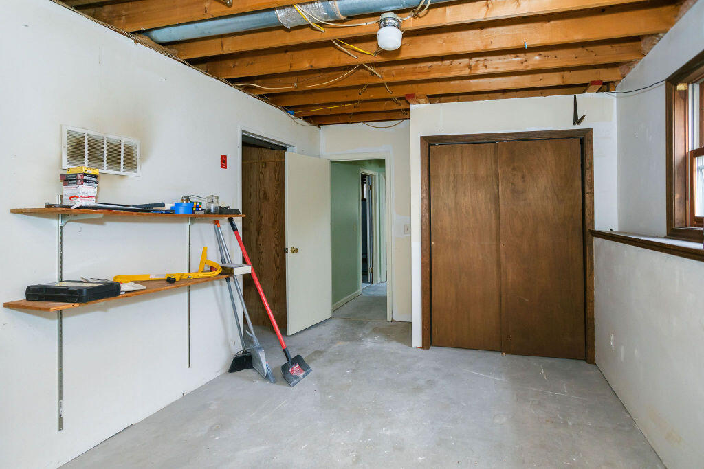 109 Sunny Hill Drive, Farmington, ME, 04938