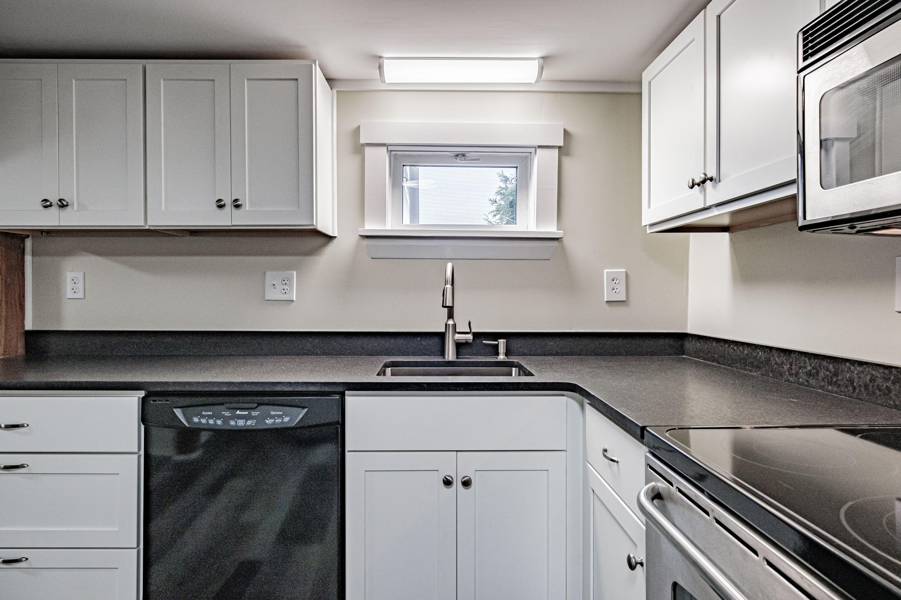 443 High Street, Paris, ME, 04281-6507