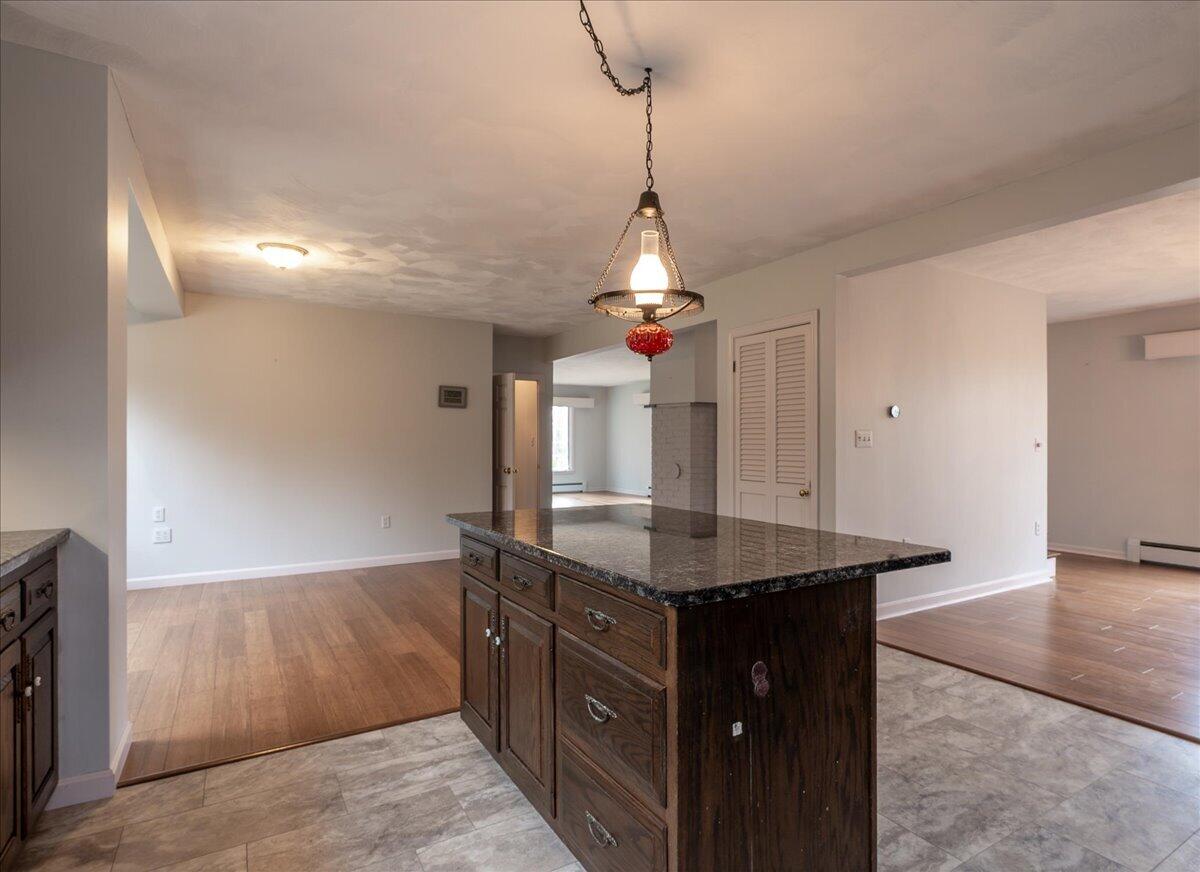 200 Mistic Avenue, Rockport, ME, 04856